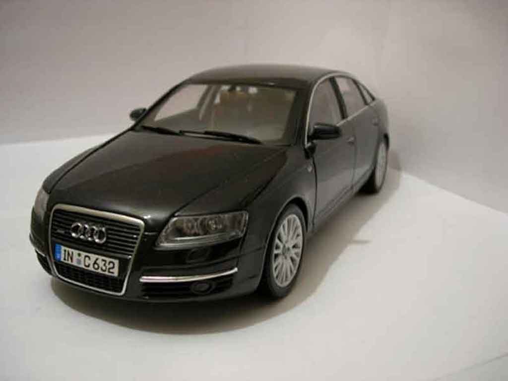 Audi A6 1/18 Norev v6 3.2 modellino in miniatura