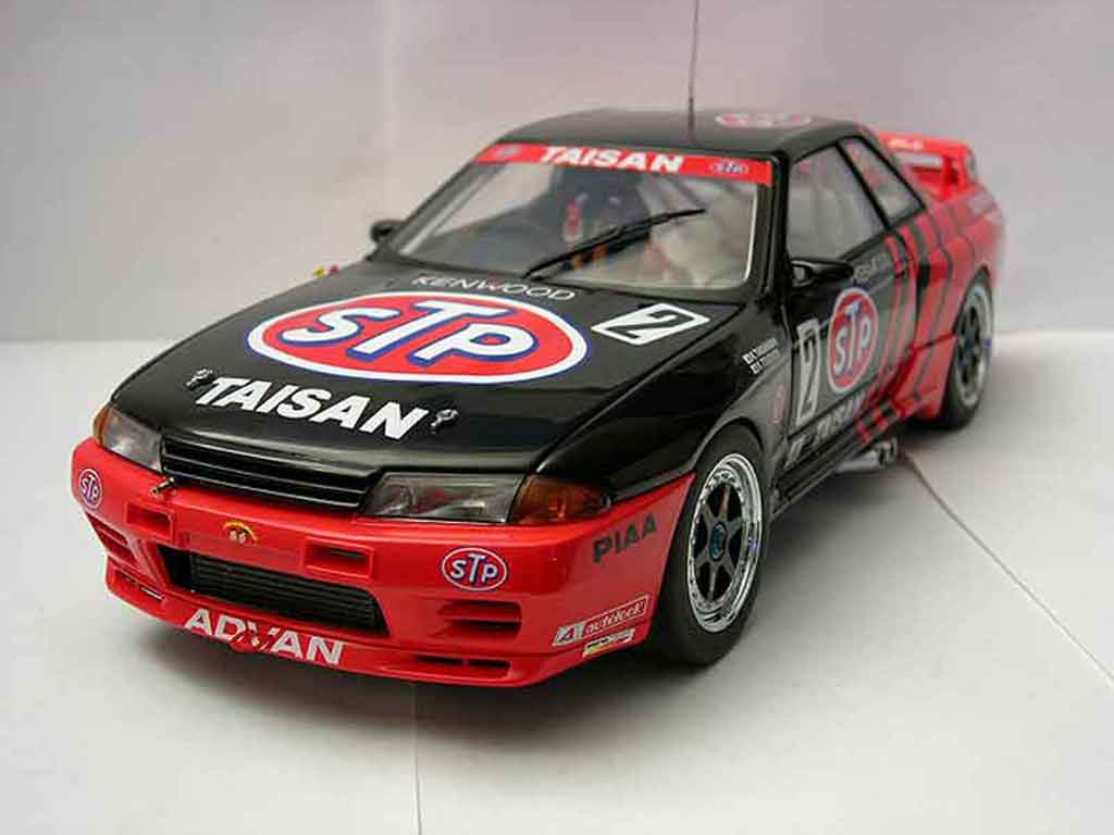Nissan Skyline R32 1/18 Autoart R32 gt-r group a 1993 stp taisan gt-r #2 team kunimitsu modellino in miniatura