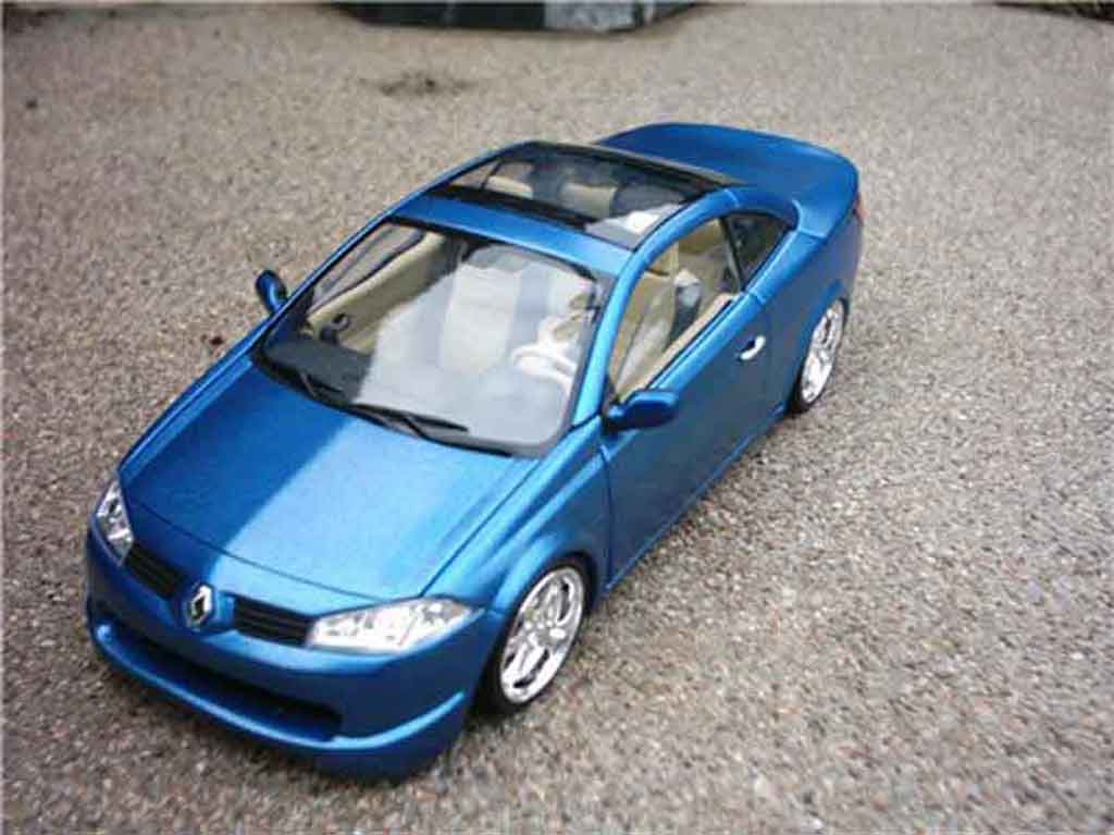 Renault Megane CC 1/18 Solido CC ocean tuning modellino in miniatura