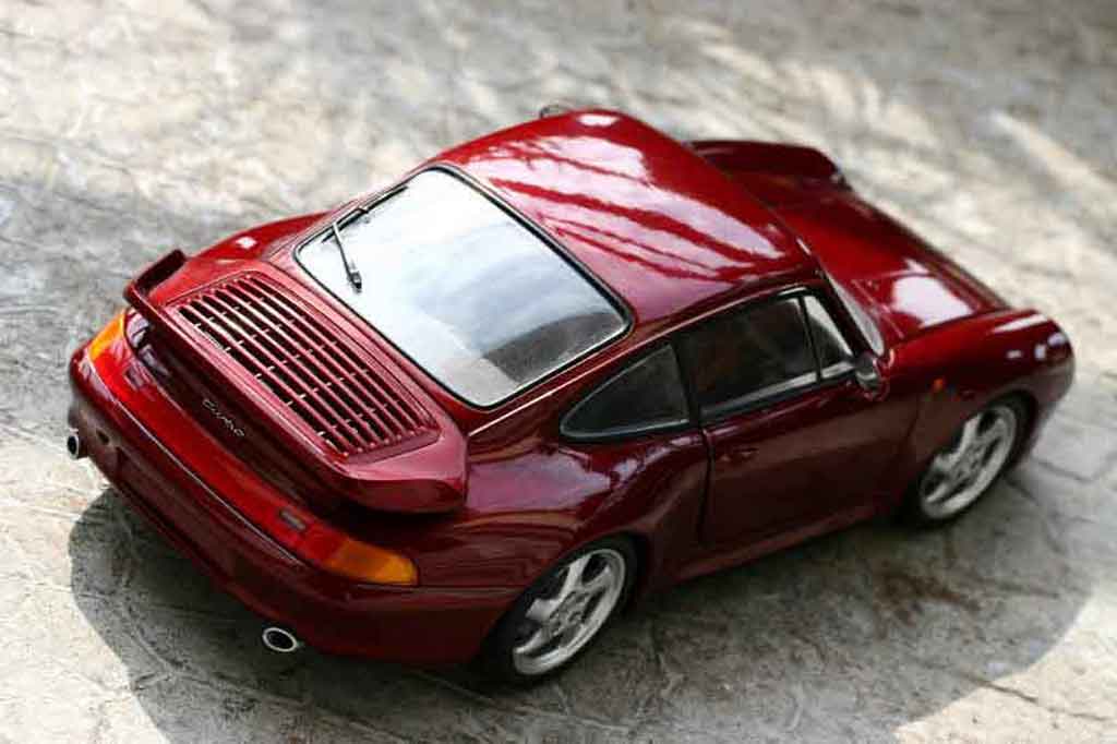 Porsche 993 Turbo 1/18 Ut Models Turbo bordeau modellino in miniatura