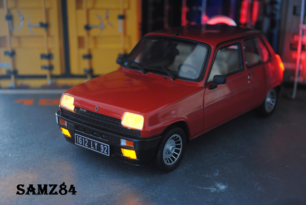 Renault 5 Alpine 1/18 Ottomobile Alpine Turbo Rouge LED