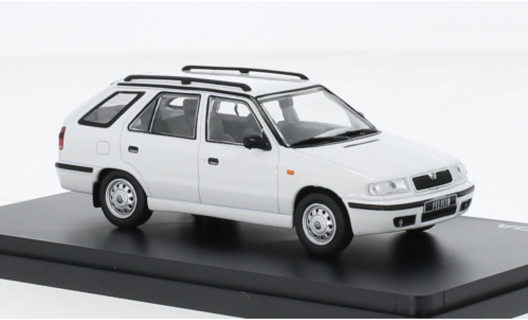 Skoda Felicia 1/43 Abrex FL combi bianco 1998 modellino in miniatura
