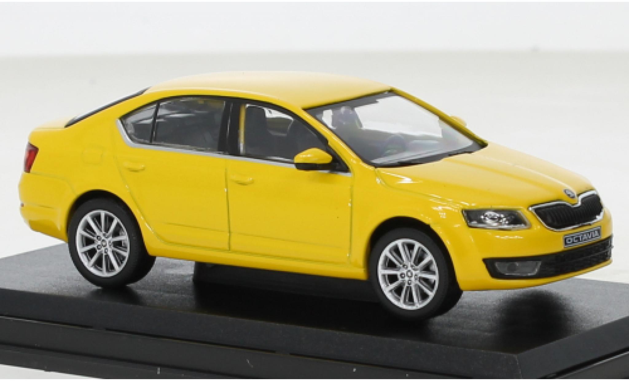 Skoda Octavia 1/43 Abrex III giallo Taxi 2012 modellino in miniatura