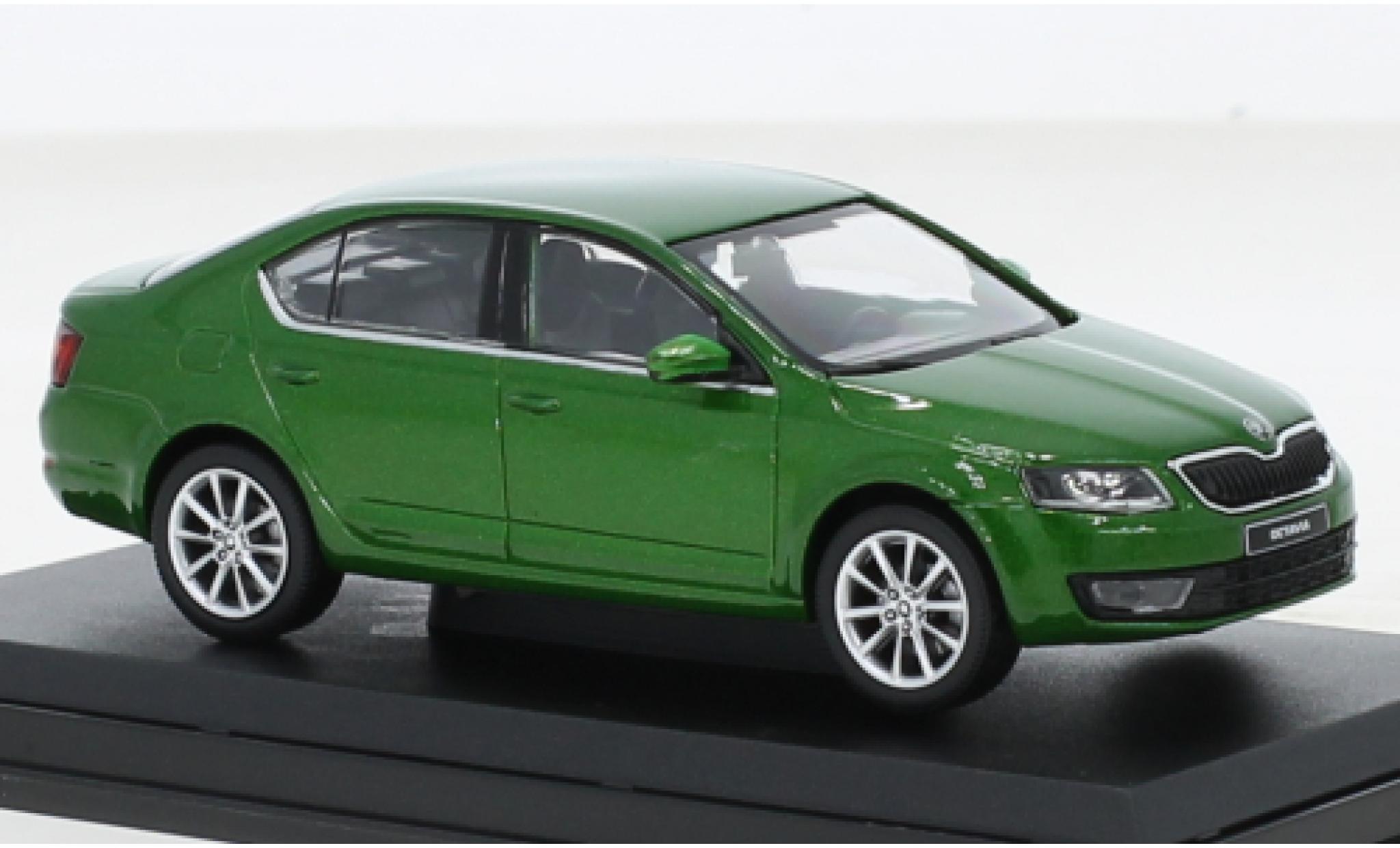Skoda Octavia 1/43 Abrex III metallise verde 2012 modellino in miniatura
