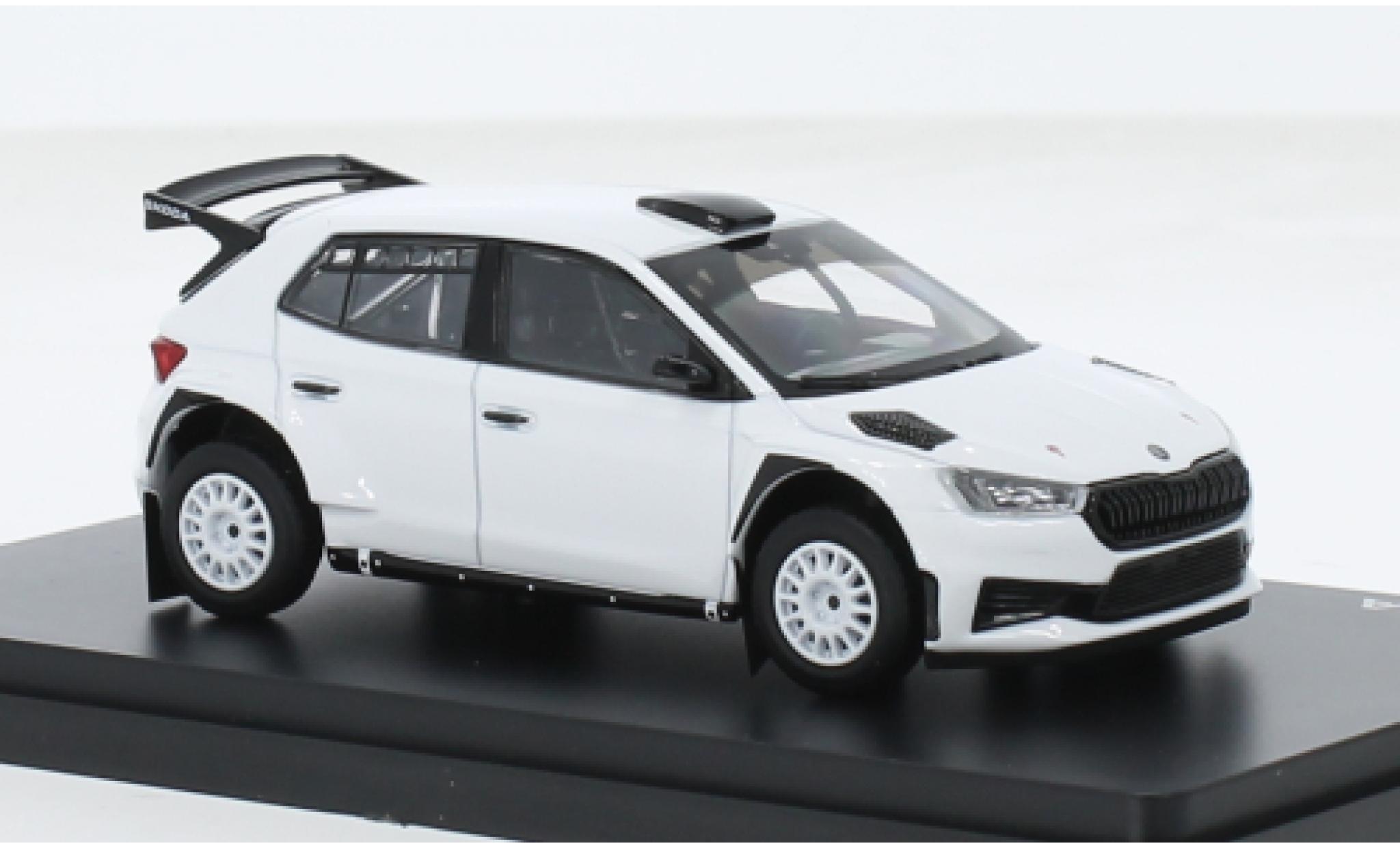 Skoda Fabia 1/43 Abrex IV RS Rallye2 weiss 2022 1:43 modellino in miniatura