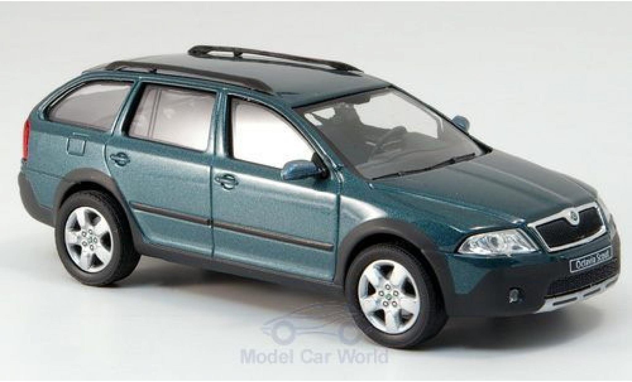 Skoda Octavia 1/43 Abrex Combi Scout metallico verde modellino in miniatura