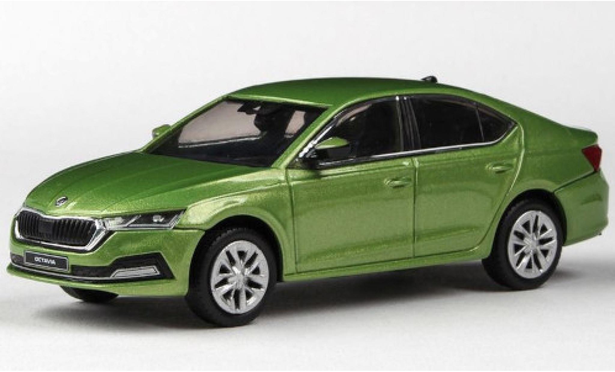 Skoda Octavia 1/43 Abrex IV metallico verde 2020 modellino in miniatura
