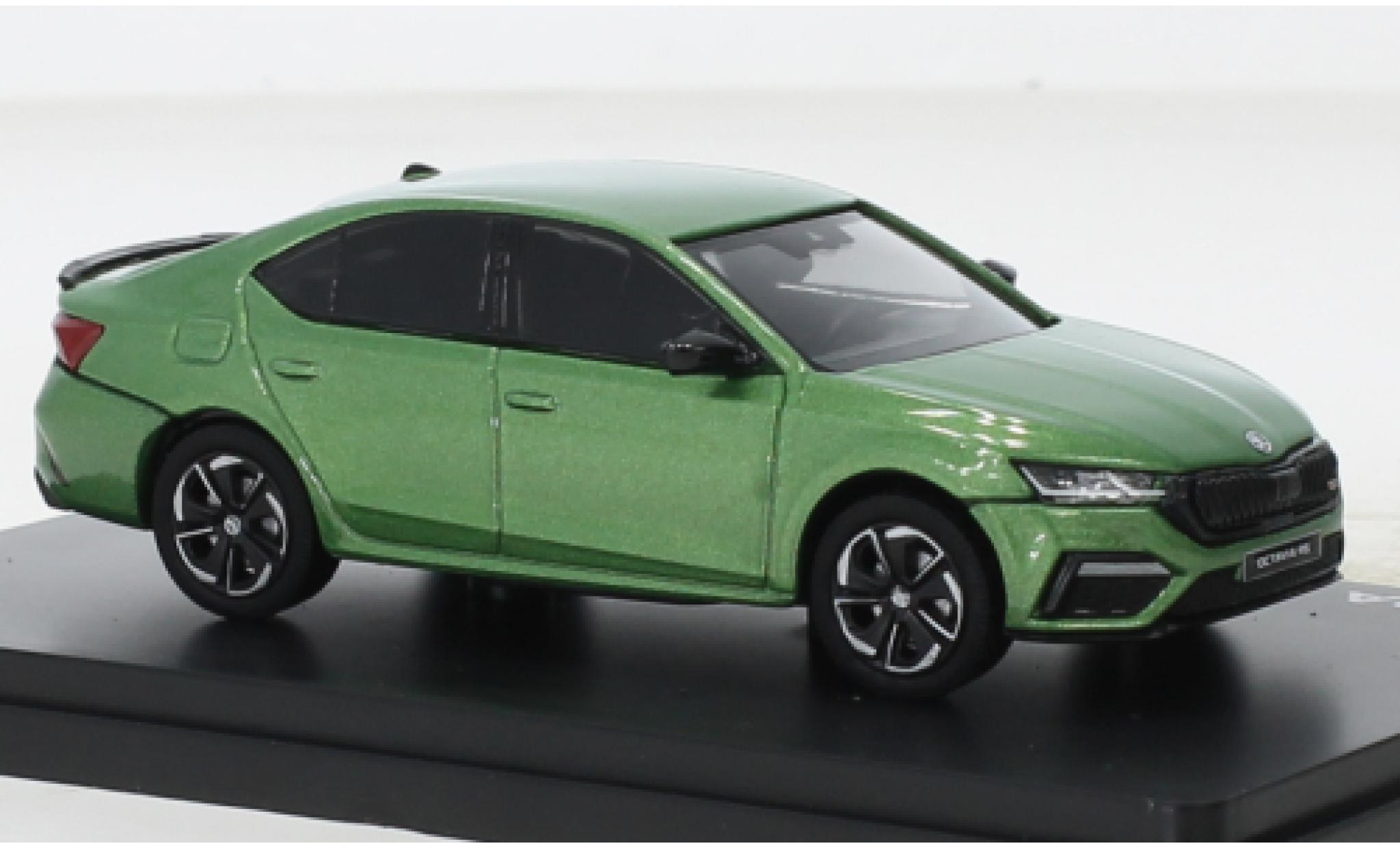 Skoda Octavia 1/43 Abrex IV RS metallise grün 2020 1:43 modellino in miniatura