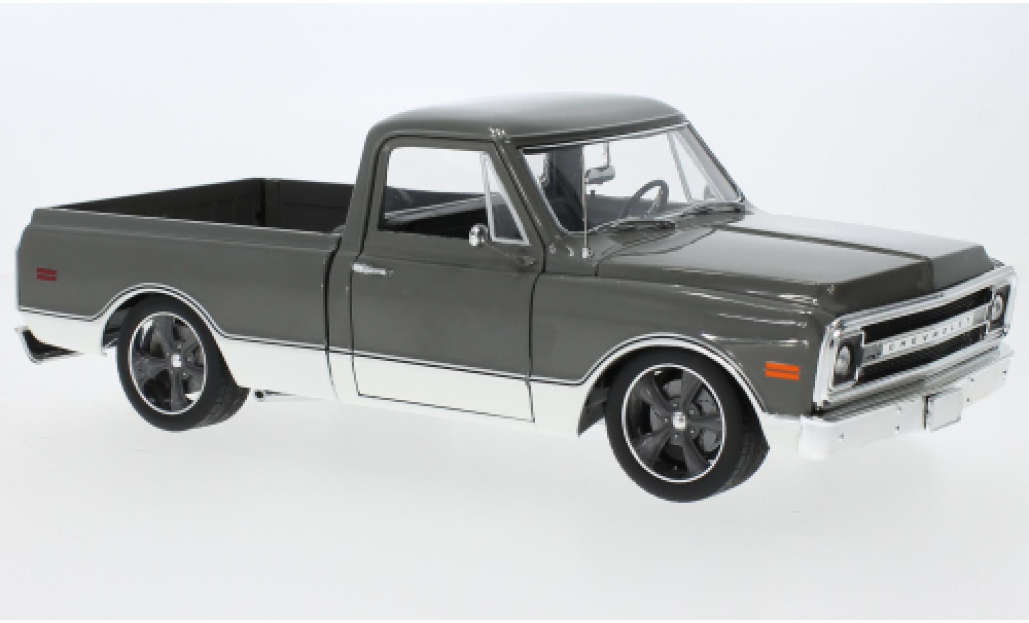 Chevrolet C-10 1/18 ACME Douane LS-10 nero/d 1969 modellino in miniatura