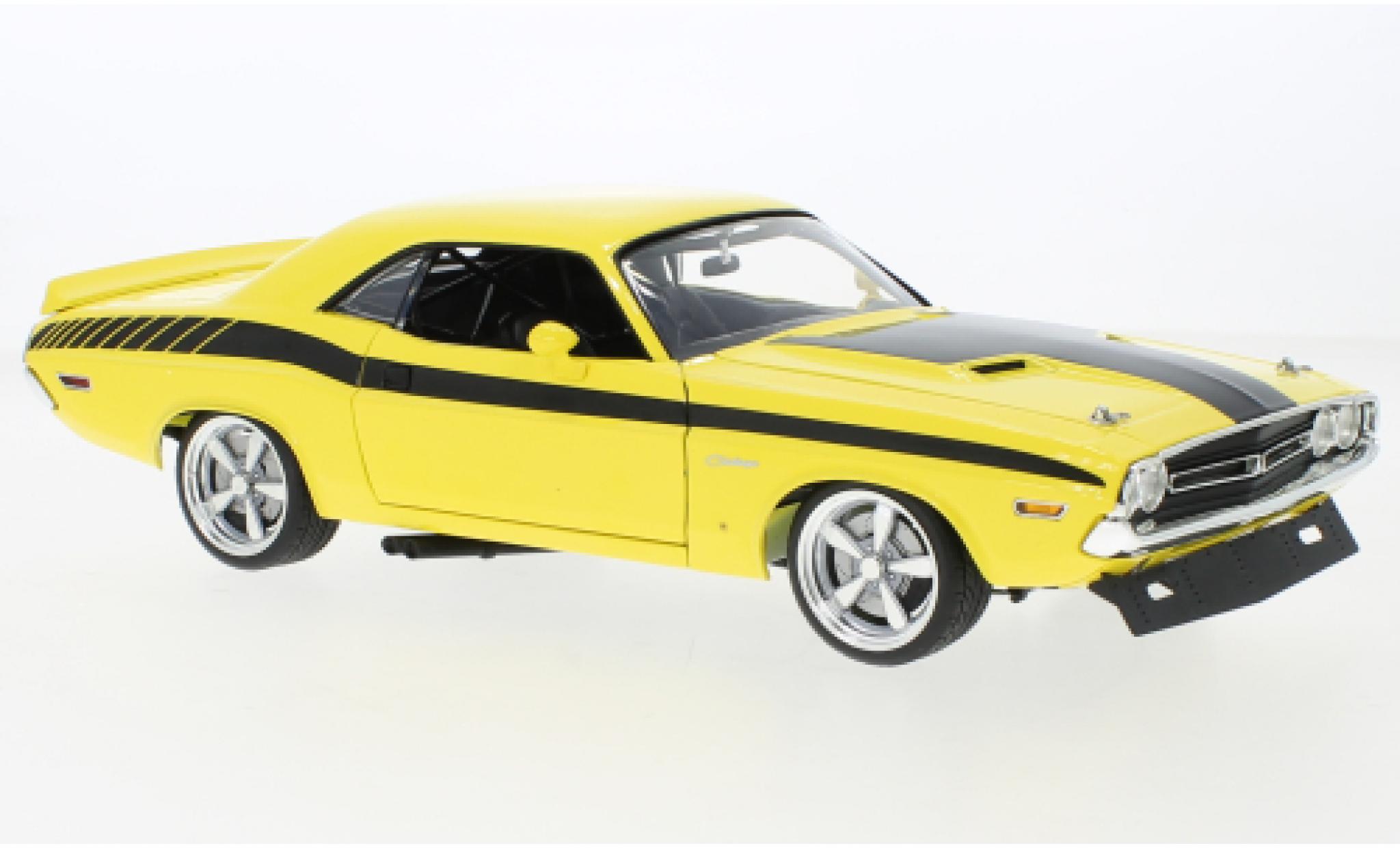 Dodge Challenger 1/18 ACME Trans Am Streetfighter giallo/nero Chicayne 1971 modellino in miniatura