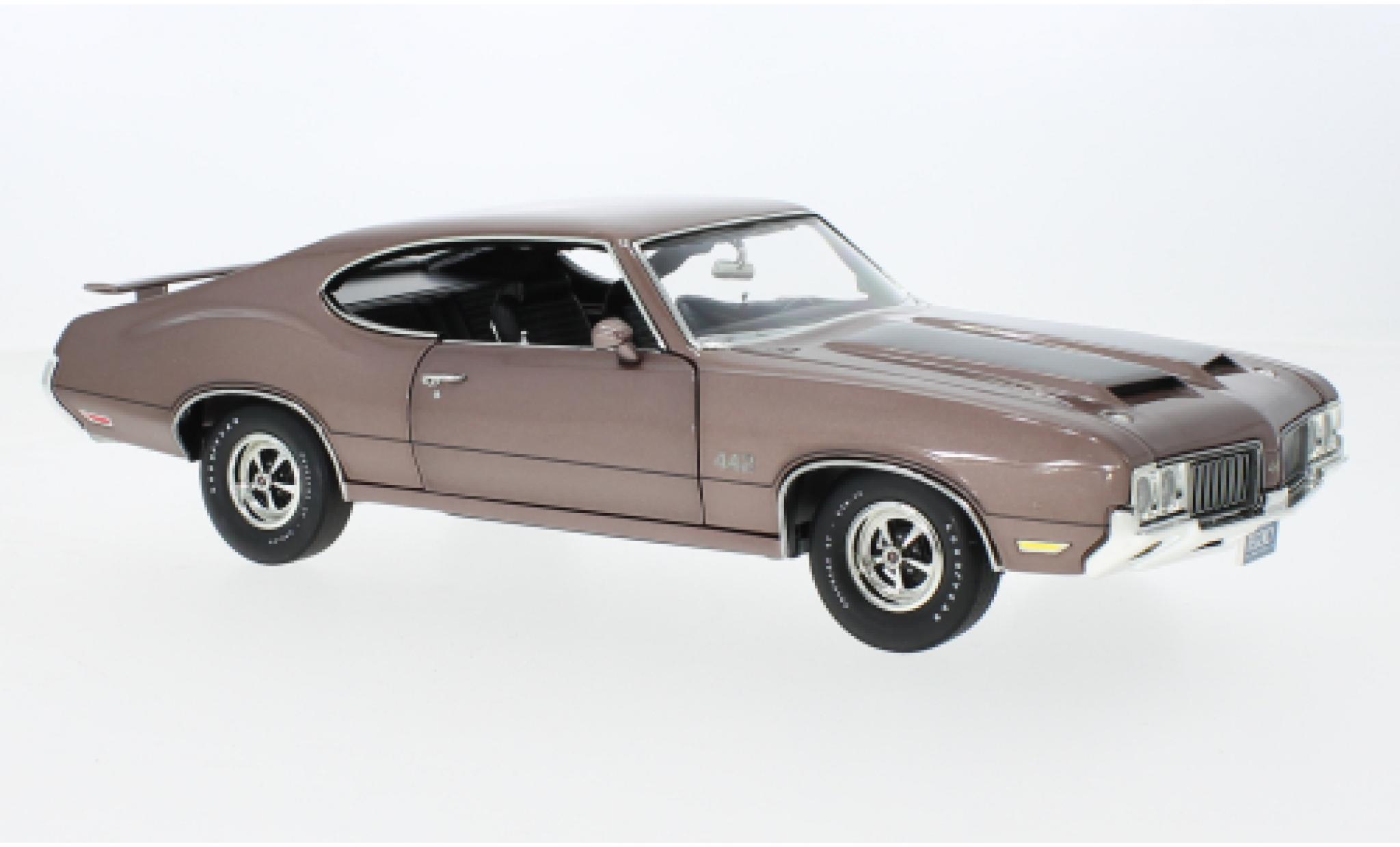 Oldsmobile 442 1/18 ACME W-30 metallise rosa 1970 modellino in miniatura