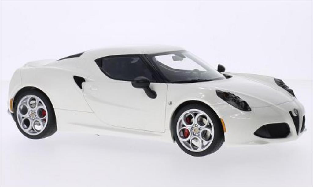 Alfa Romeo 4C 1/18 Autoart metallico bianco 2013 modellino in miniatura