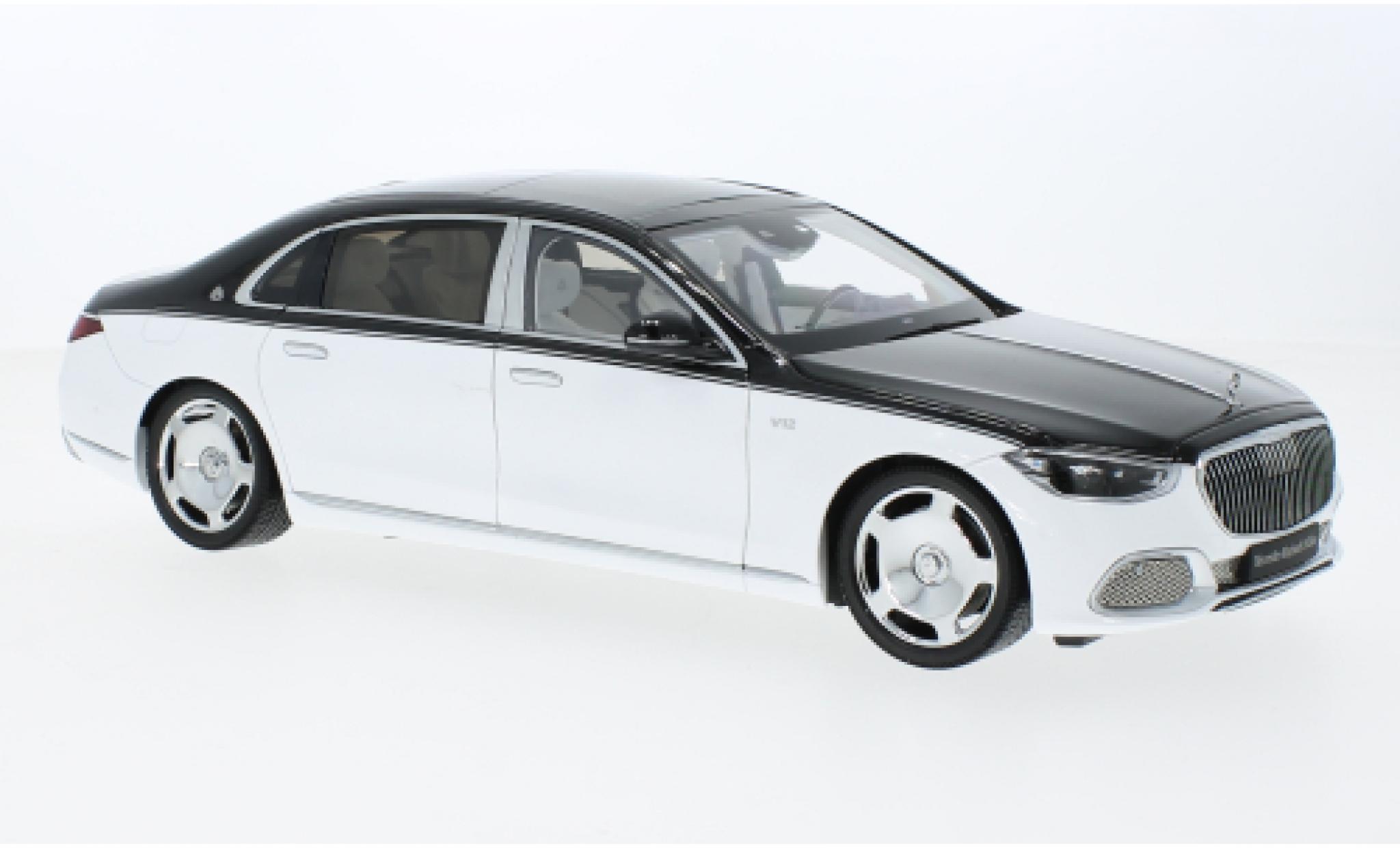 Mercedes CLA 1/18 Almost Real Maybach S-classe nero/bianco 2021 modellino in miniatura
