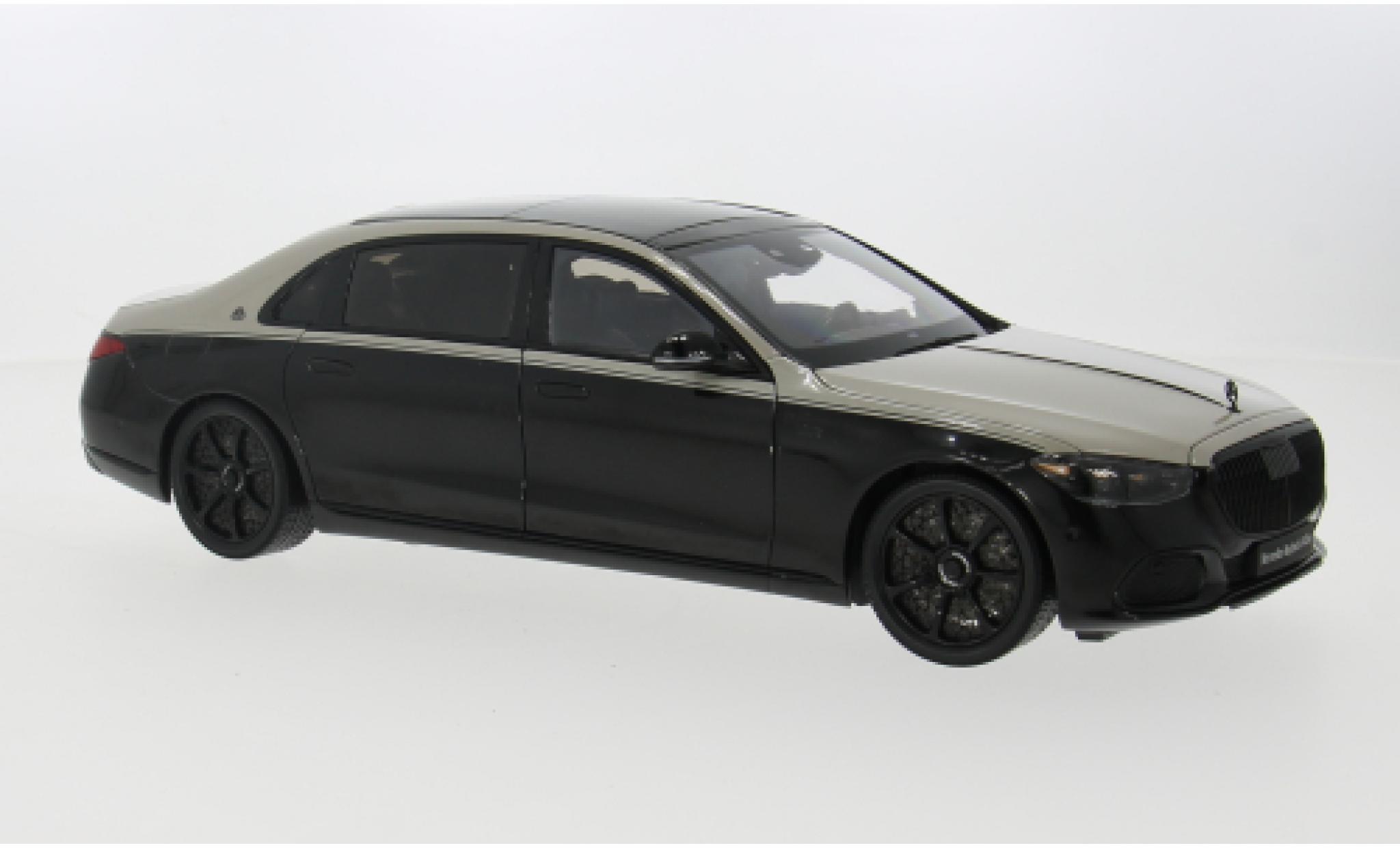 Mercedes CLA 1/18 Almost Real Maybach Classe S silber/schwarz 2023 1:18 modellino in miniatura