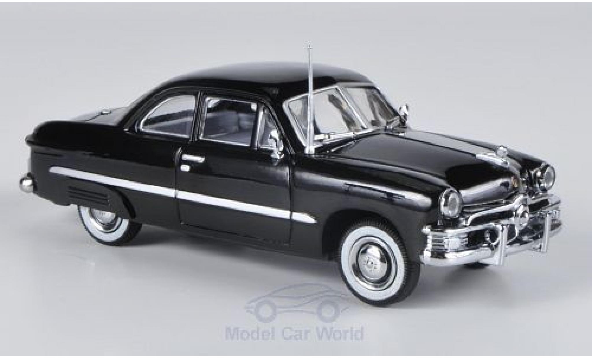 Ford Custom 1/43 American Heritage Models nero 1949 2-Door modellino in miniatura