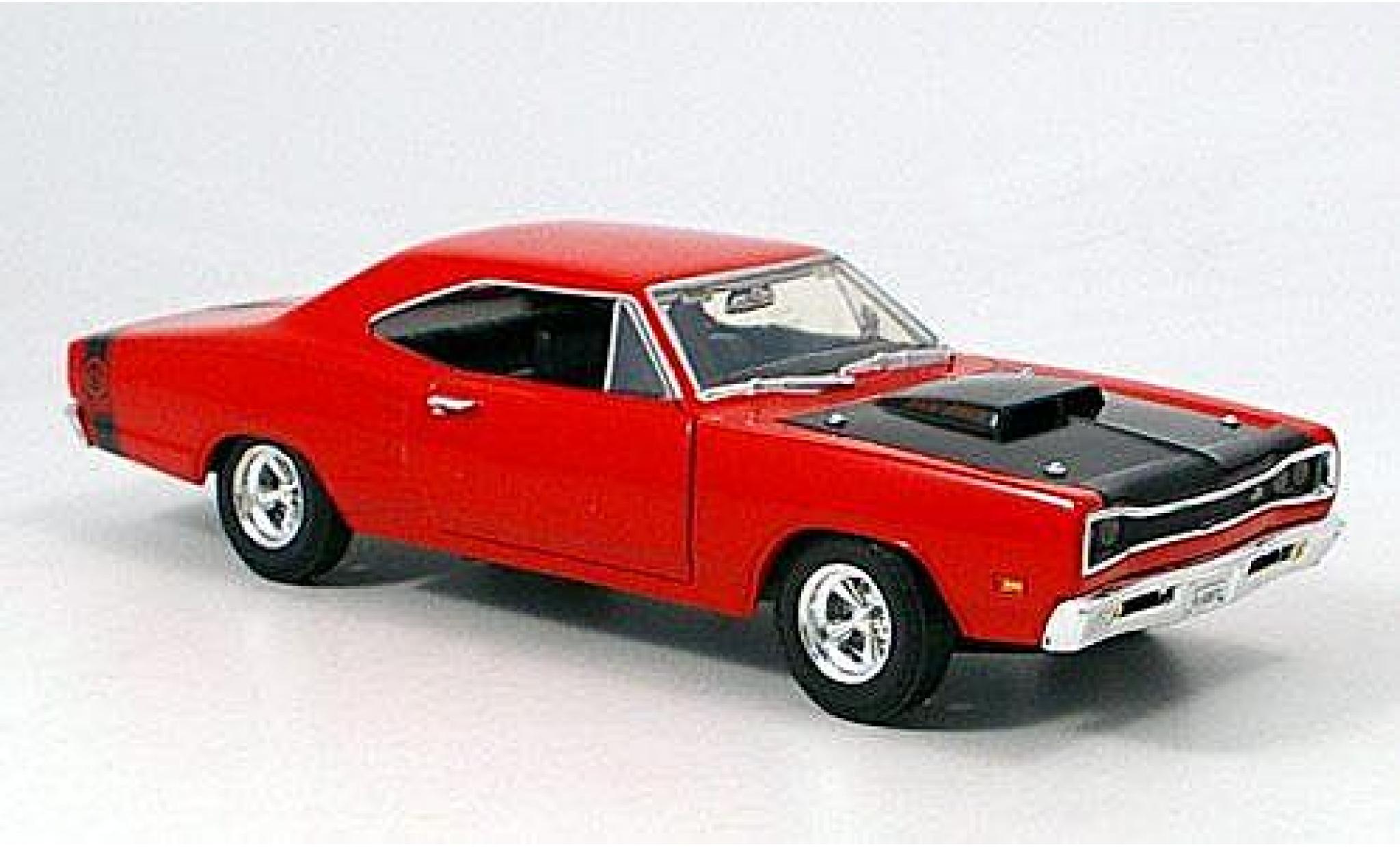 Dodge Coronet 1/24 Motormax Super Bee rosso/nero 1969 modellino in miniatura