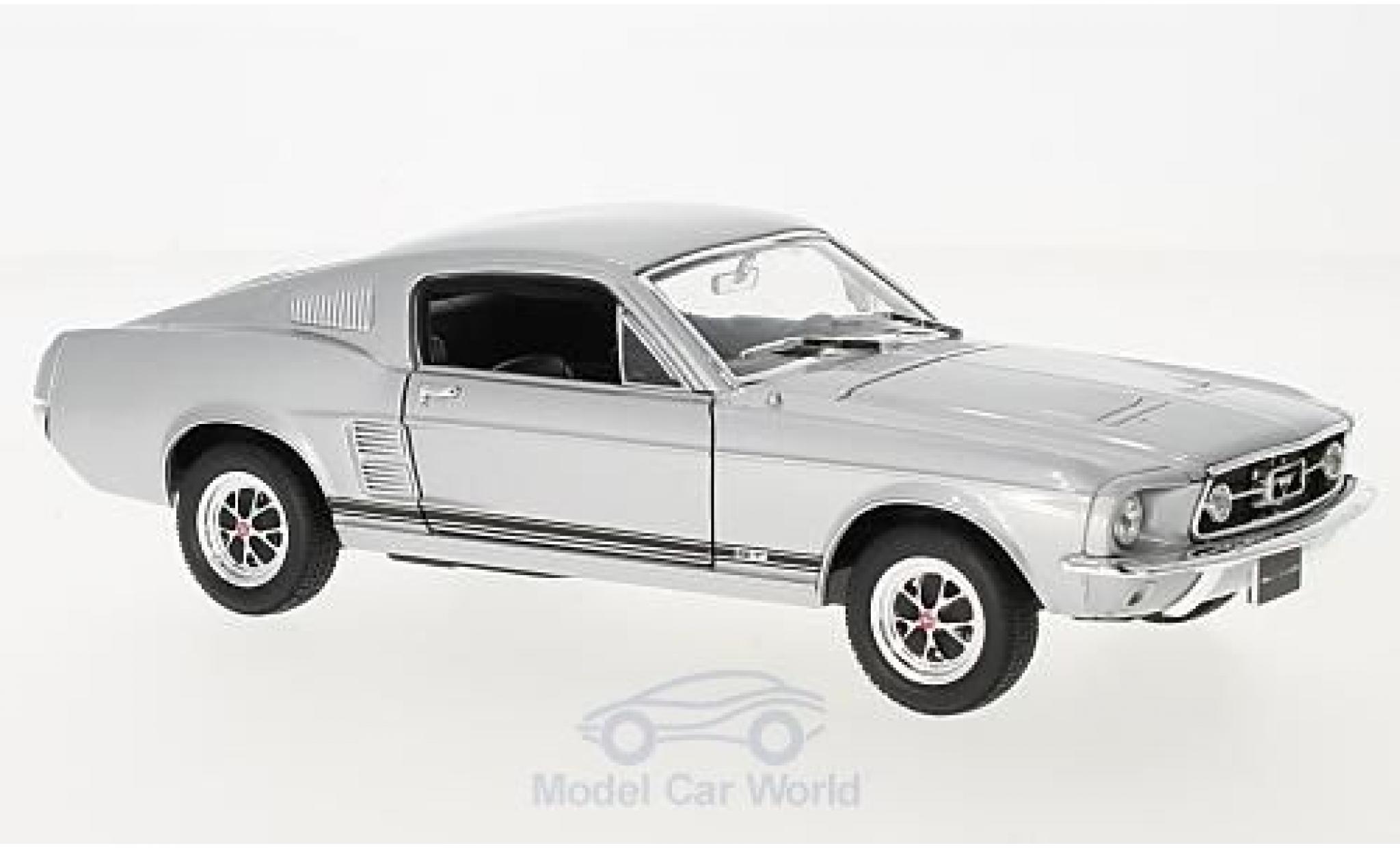 Ford Mustang GT 1/24 Welly GT grigio 1967 modellino in miniatura