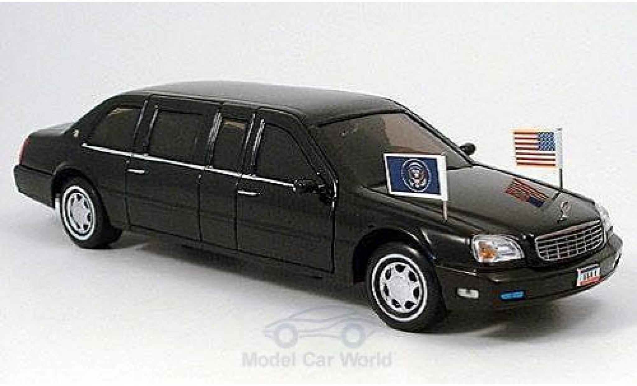 Cadillac Deville 1/24 Yat Ming DeVille Presidential Limousine 2001 US-Standarten liegen bei modellino in miniatura