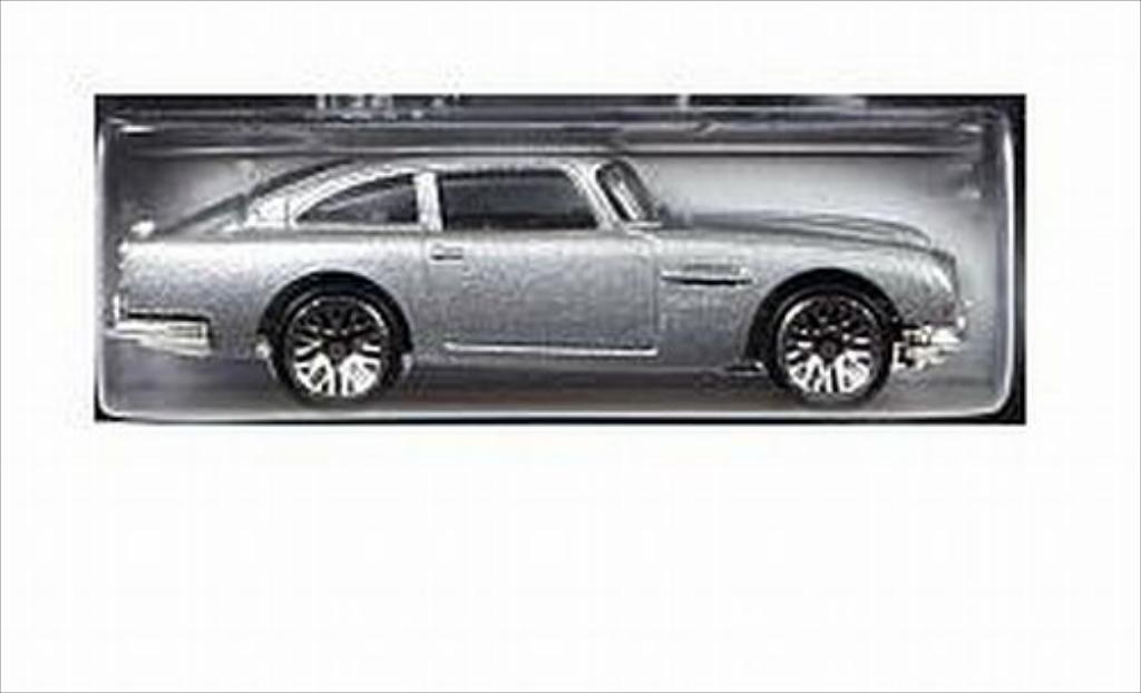 Aston Martin DB5 1/64 Hot Wheels grigio RHD James Bond 007 1963 modellino in miniatura