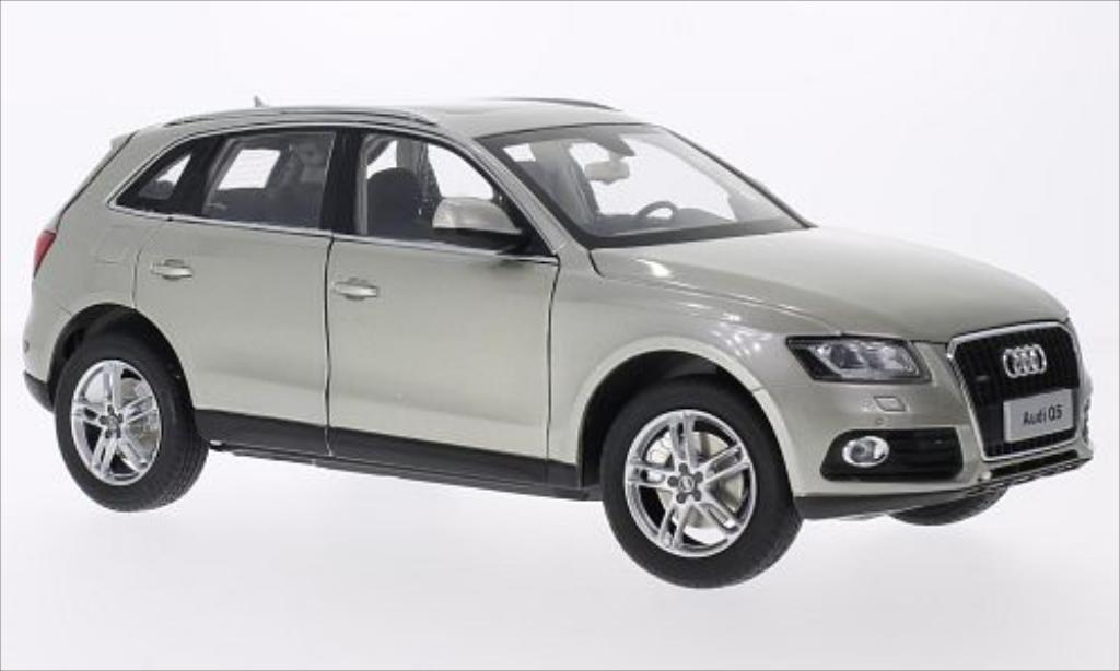 Audi Q5 1/18 Paudi metallico beige 2014 modellino in miniatura