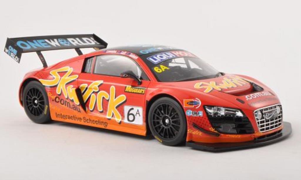 Audi R8 LMS 1/18 Spark LMS No.6 Skwirk 12h Bathurst 2013 /W.Luff modellino in miniatura