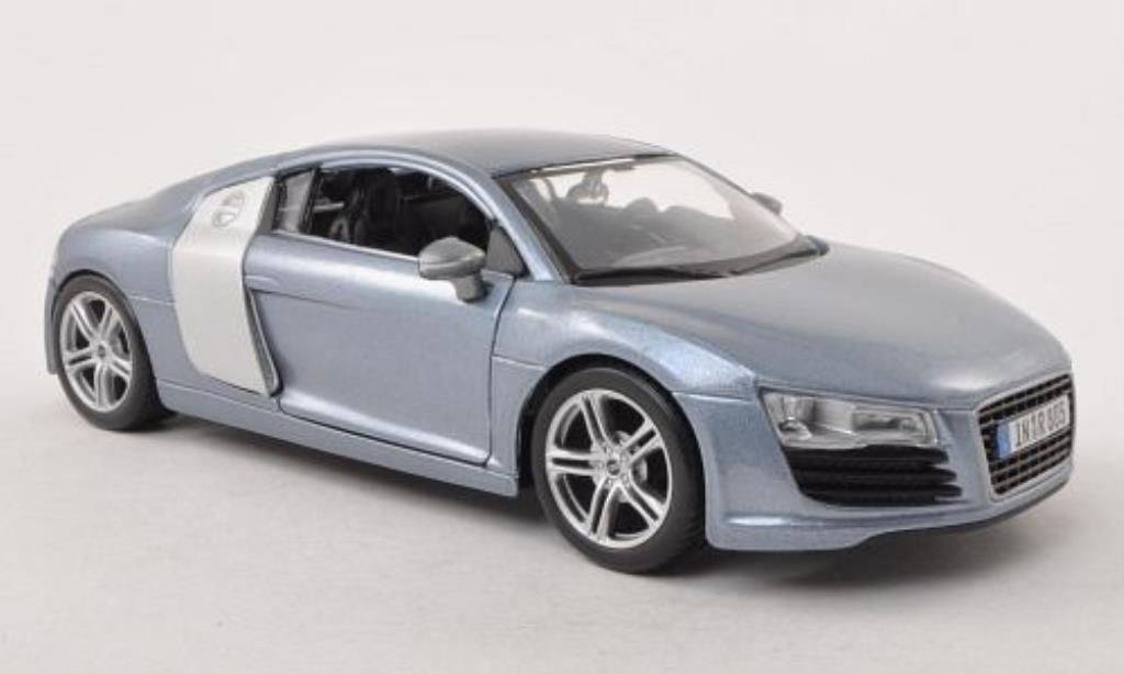 Audi R8 1/24 Maisto grigio modellino in miniatura