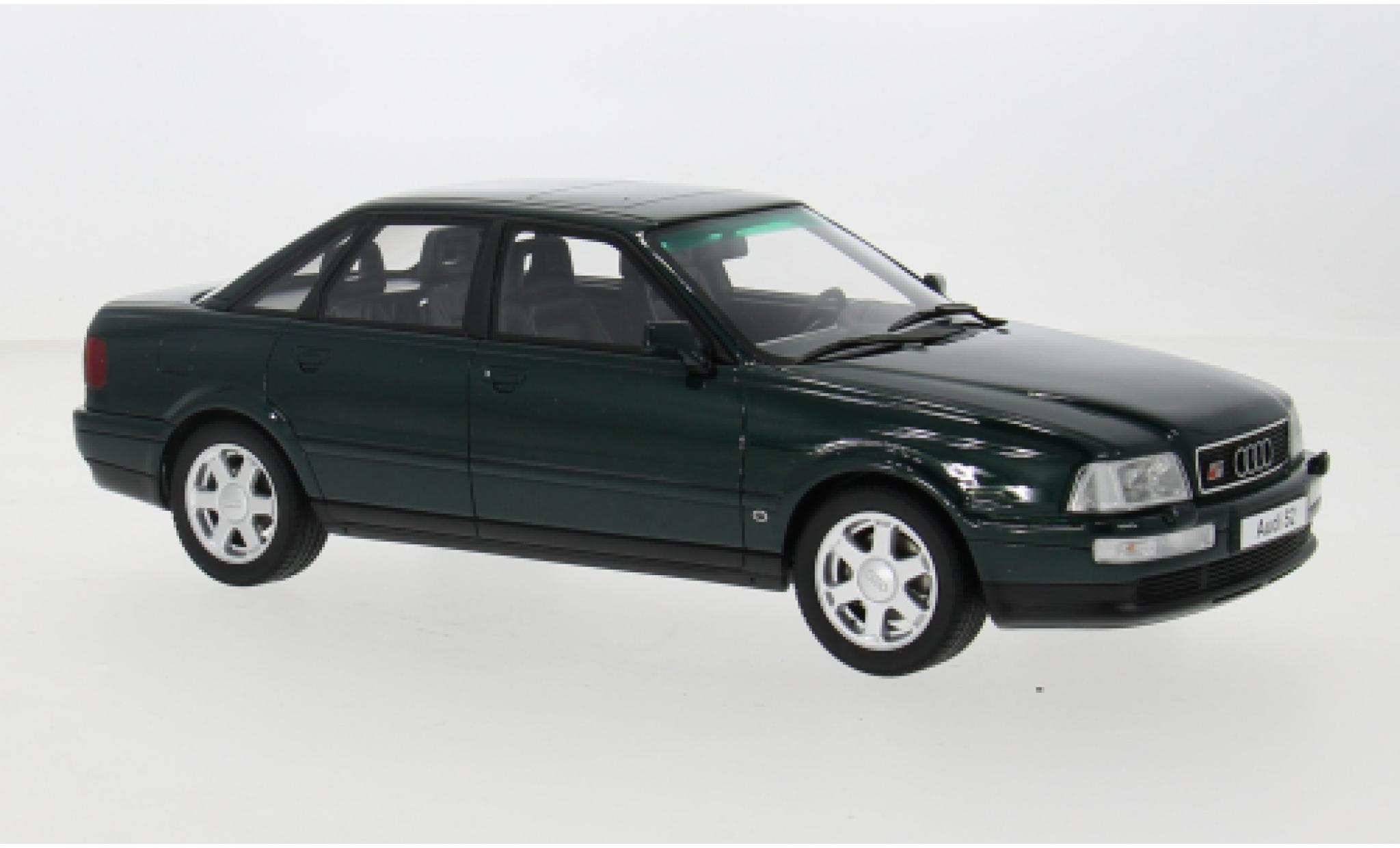 Audi S2 1/18 Ottomobile grün 1:18 modellino in miniatura