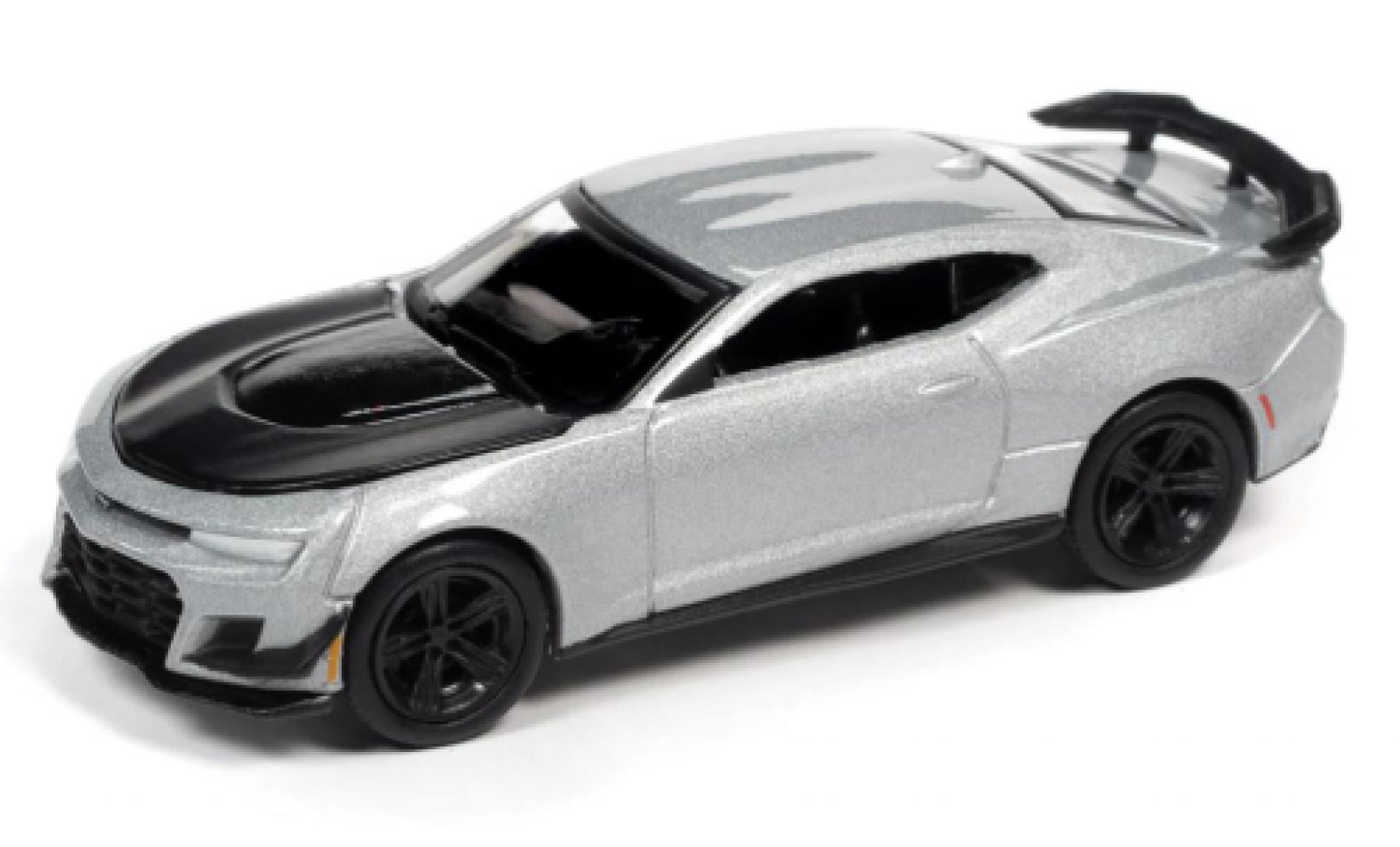 Chevrolet Camaro 1/64 Auto World ZL1 1LE d 2019 modellino in miniatura