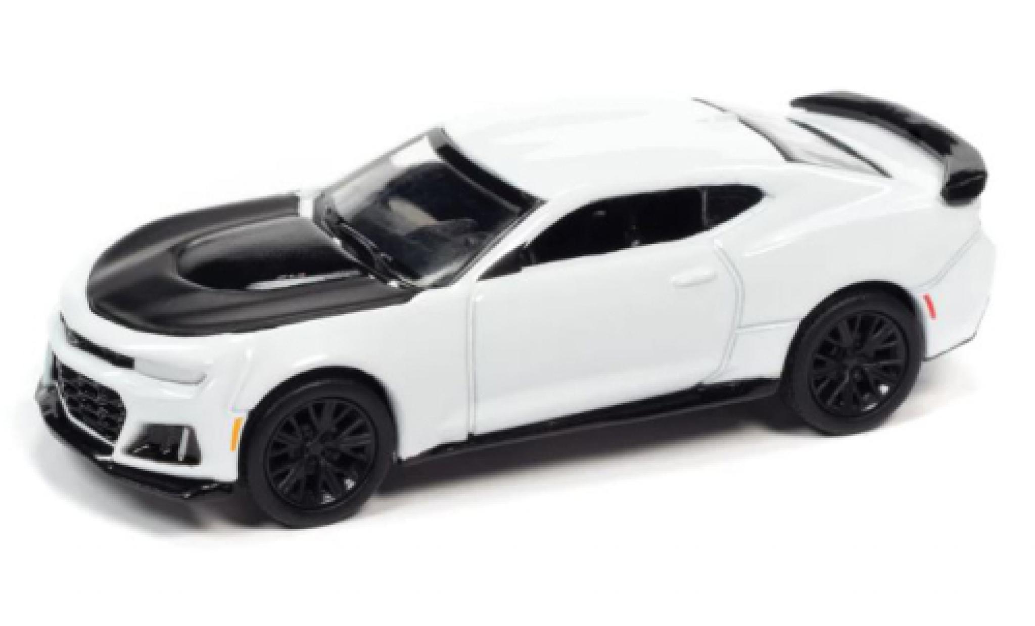 Chevrolet Camaro 1/64 Auto World ZL1 bianco/nero 2019 modellino in miniatura