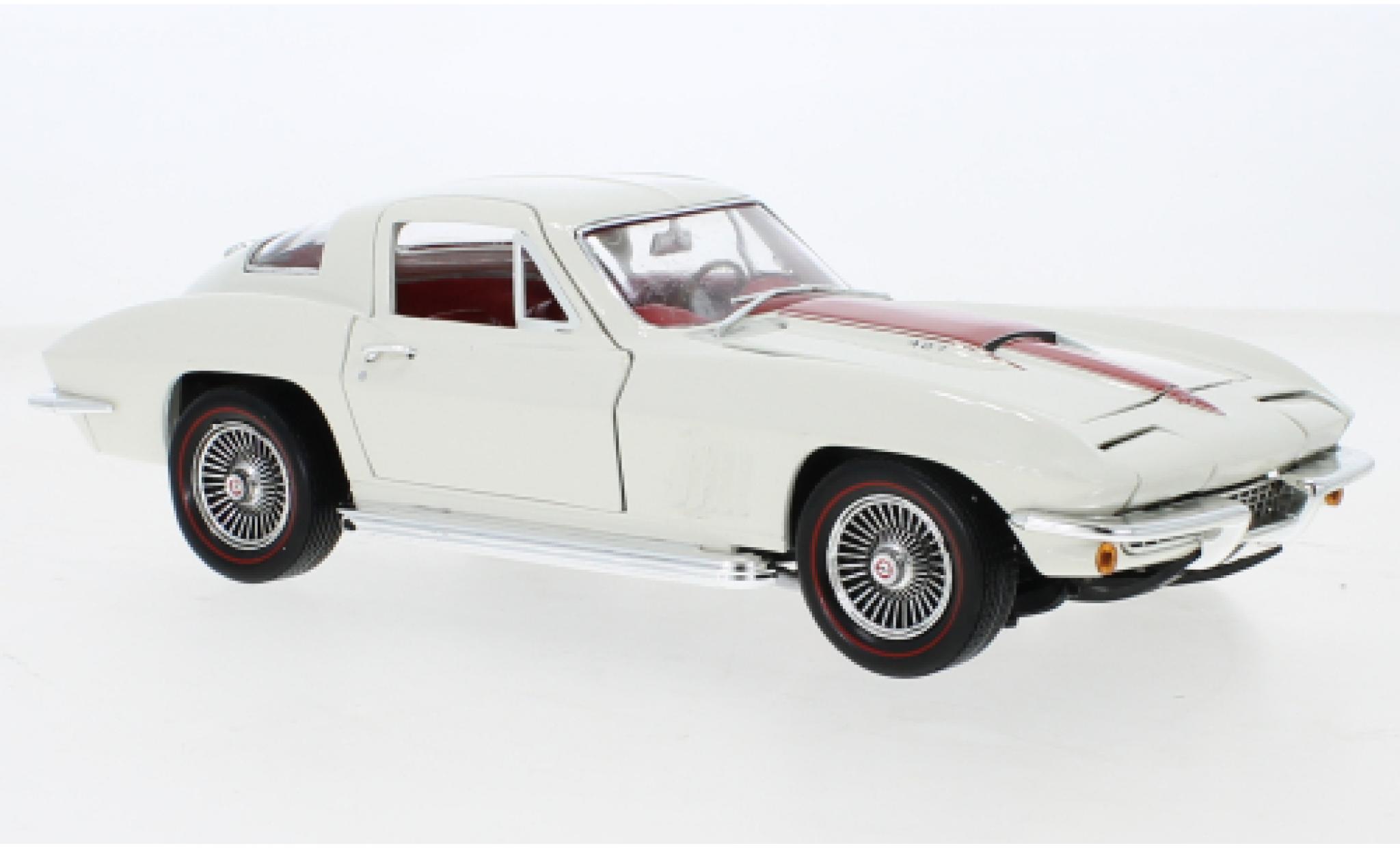 Chevrolet Corvette 1/18 Auto World 427 (C2) bianco/rosso 1967 modellino in miniatura