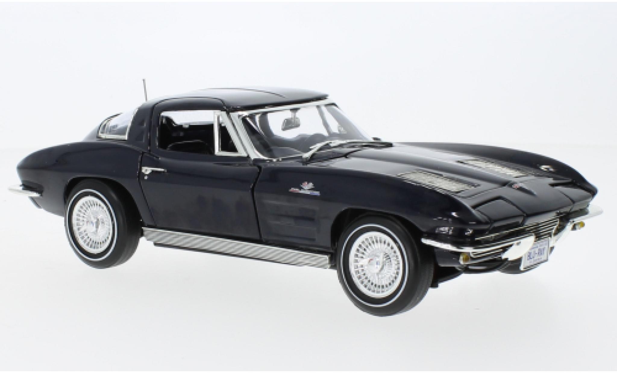 Chevrolet Corvette 1/18 Auto World (C2) Stingray blu foncé 1973 modellino in miniatura