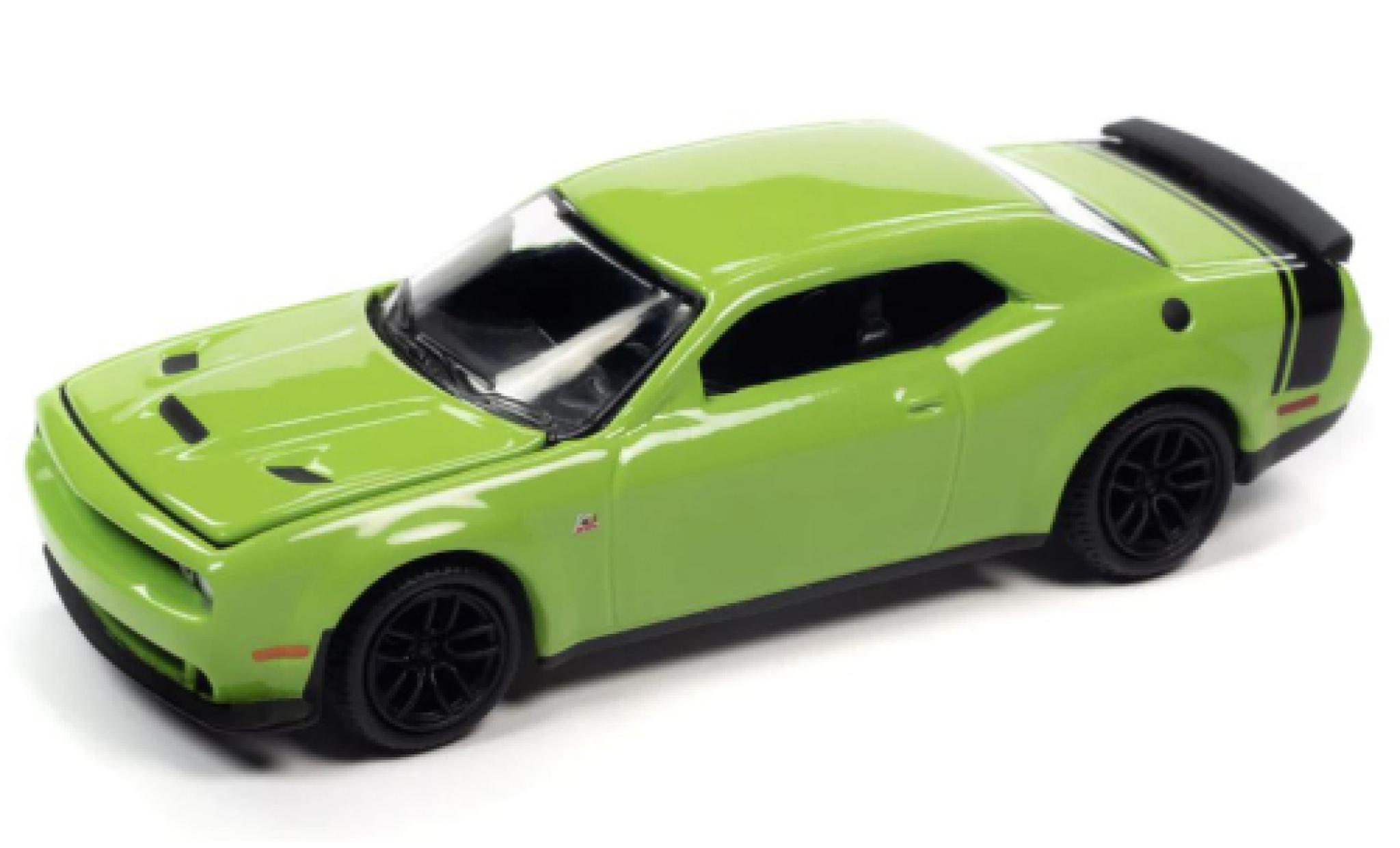 Dodge Challenger 1/64 Auto World R/T Scat Pack la chaux 2019 modellino in miniatura