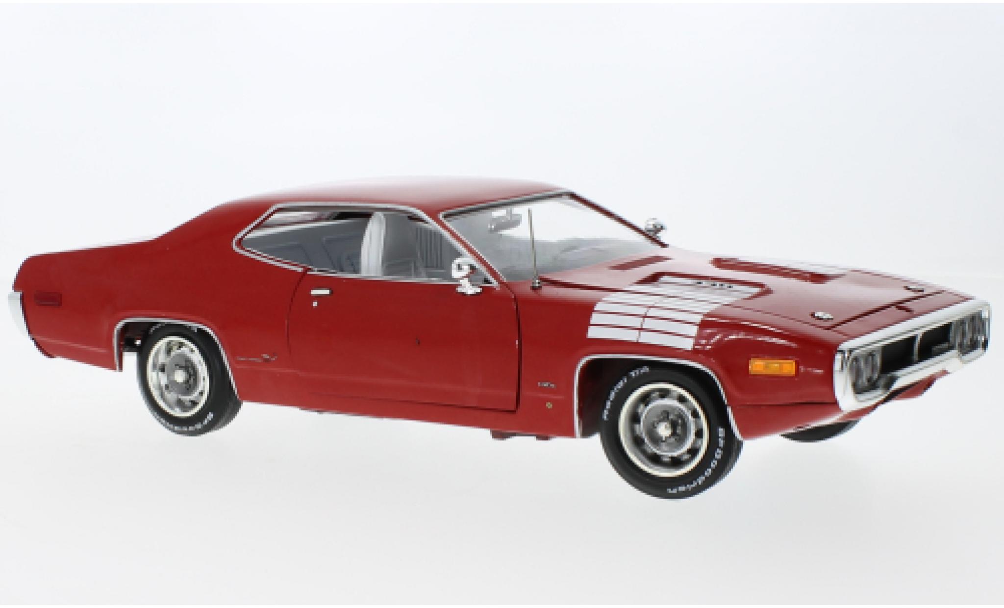 Plymouth Road Runner 1/18 Auto World GTX rosso/bianco 1972 modellino in miniatura
