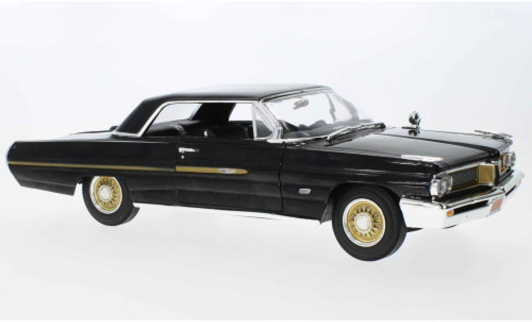 Pontiac Grand Prix 1/18 Auto World Fireball Roberts Edition nero/doré 1962 modellino in miniatura