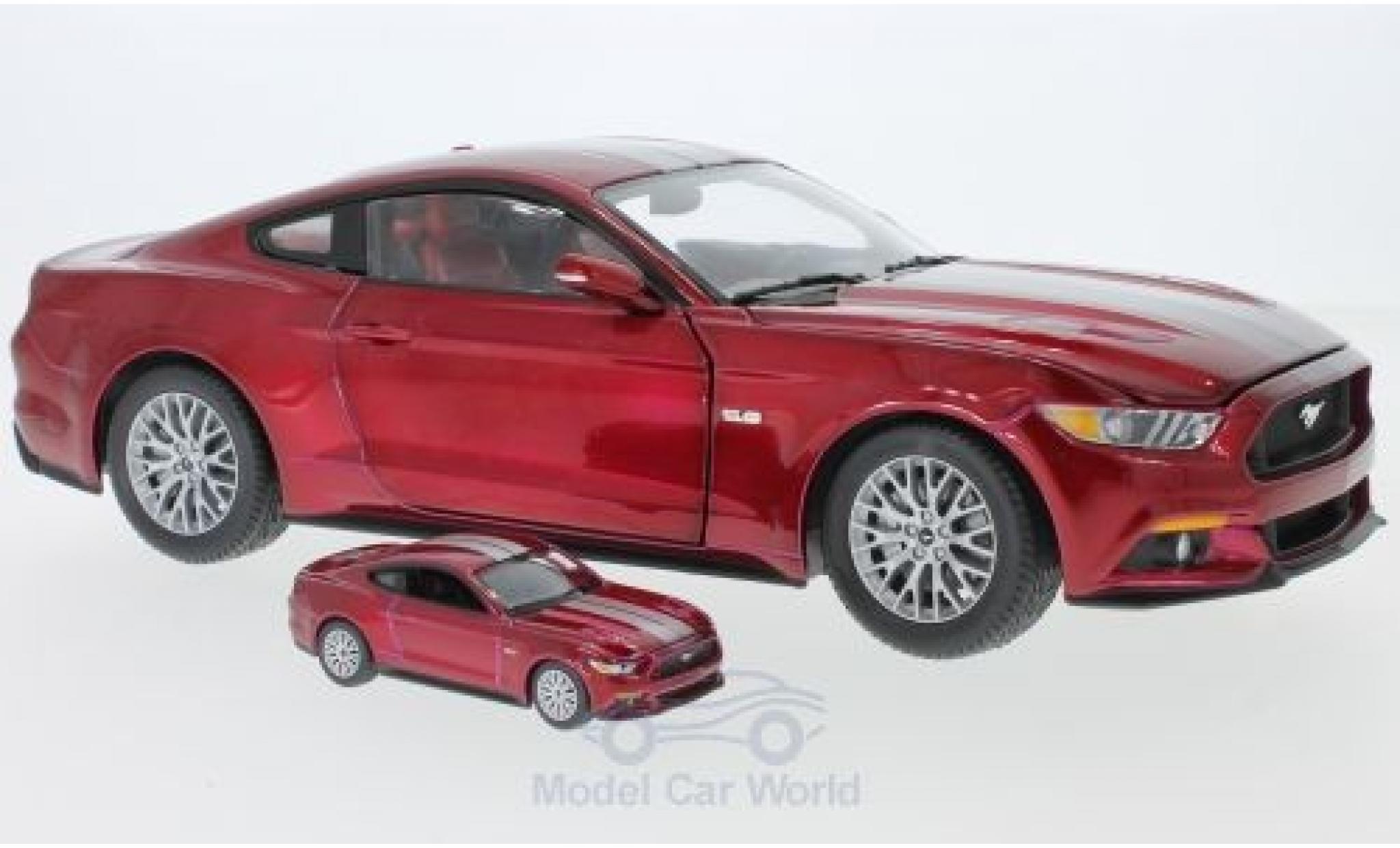 Ford Mustang GT 1/18 Auto World GT metallico rosso/grigio 2017 plus Modell in 1:64 modellino in miniatura