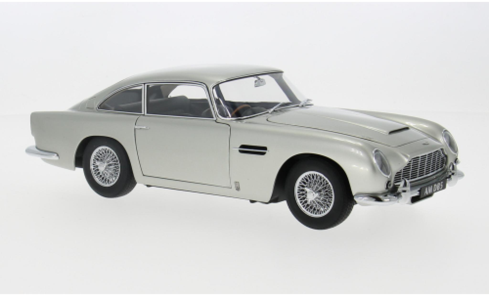 Aston Martin DB5 1/18 AUTOart silber 1:18 modellino in miniatura