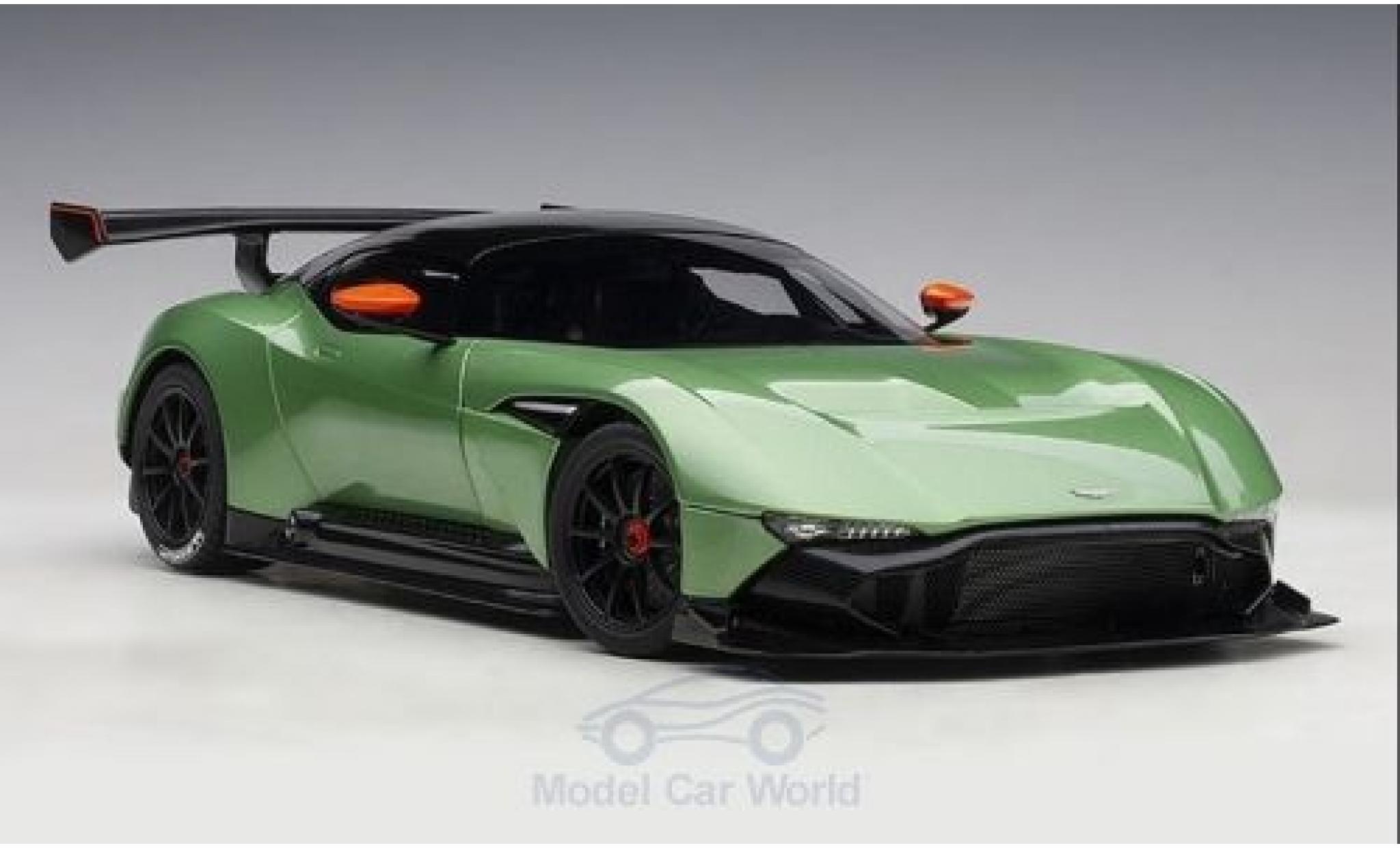 Aston Martin Vulcan 1/18 AUTOart metallico verde/carbon 2015 modellino in miniatura