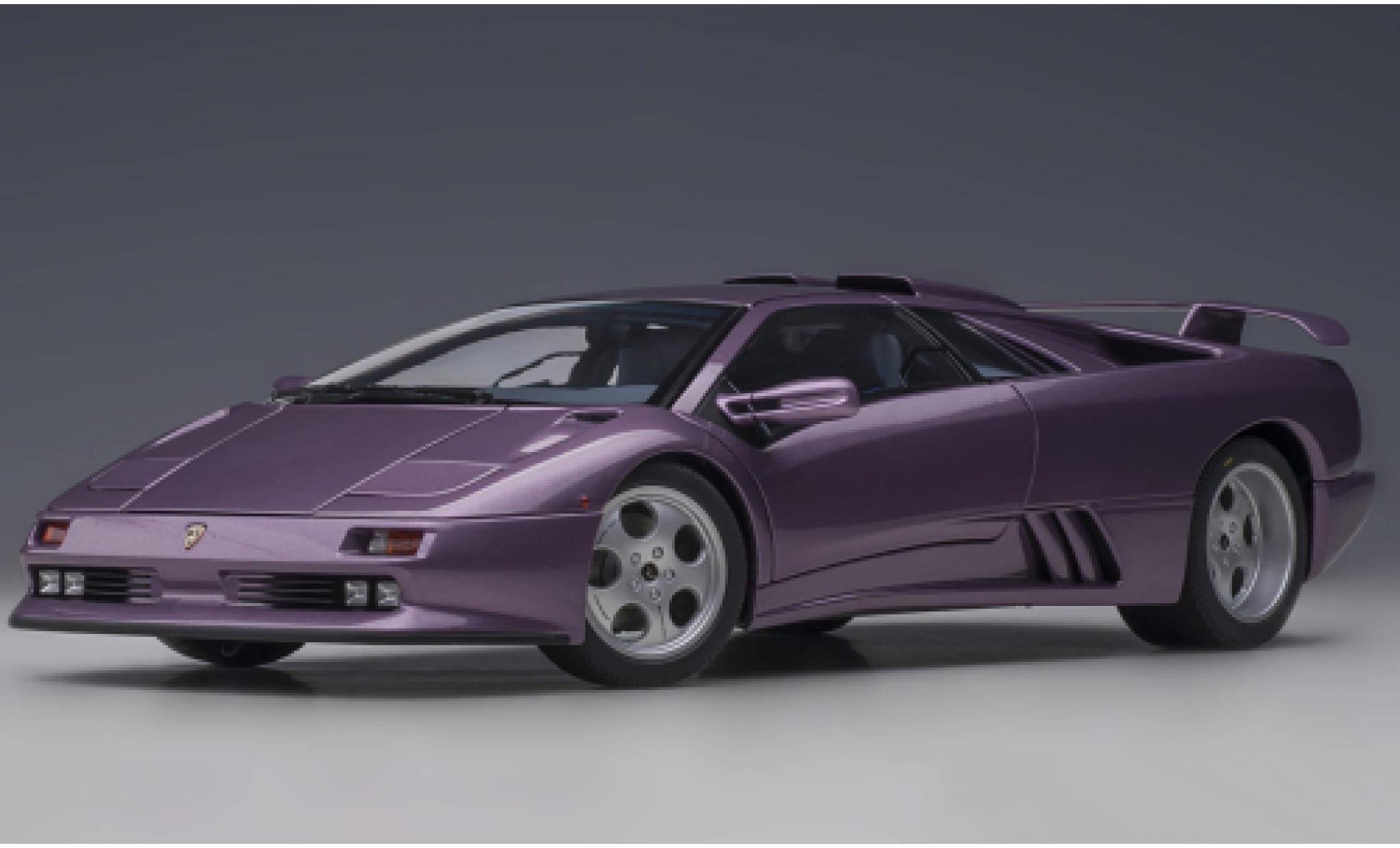 Lamborghini Diablo 1/18 AUTOart SE30 Jota metallise porpora modellino in miniatura