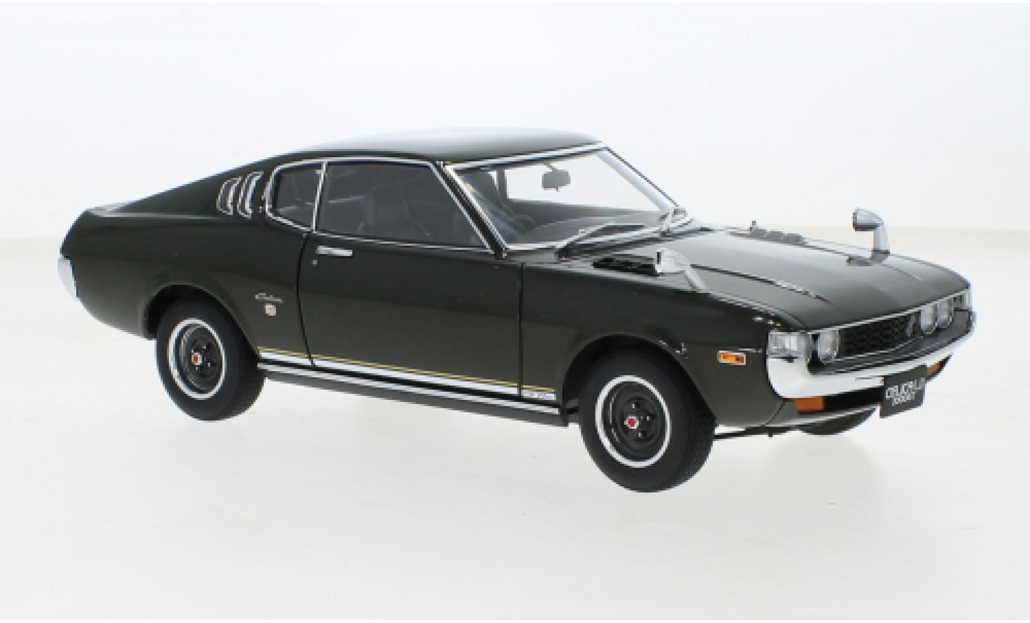 Toyota Celica 1/18 AUTOart Liftback 2000GT (RA25) verde 1973 modellino in miniatura