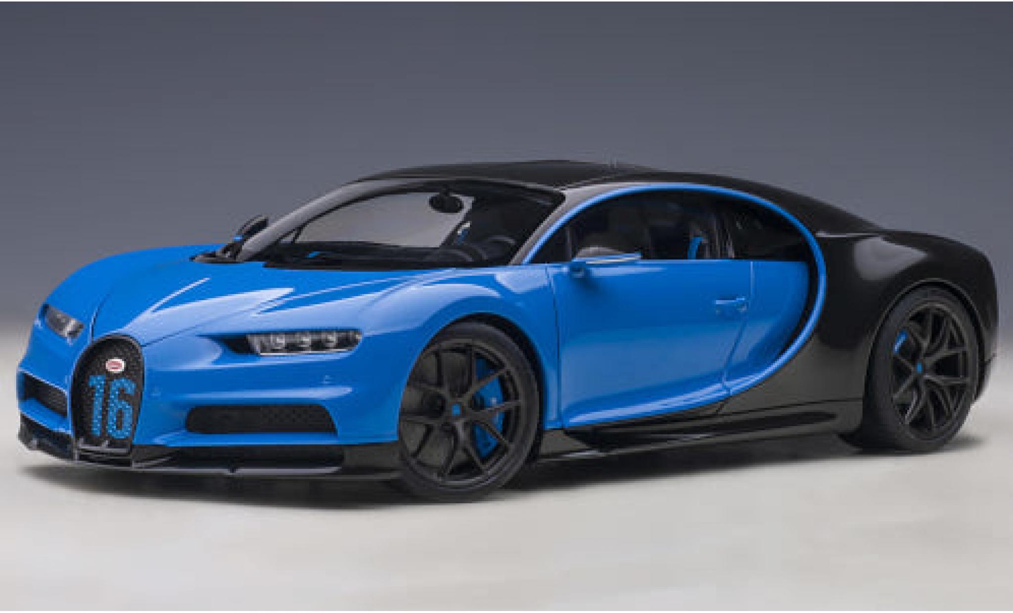 Bugatti Chiron 1/18 AUTOart Sport blu/carbon 2019 modellino in miniatura