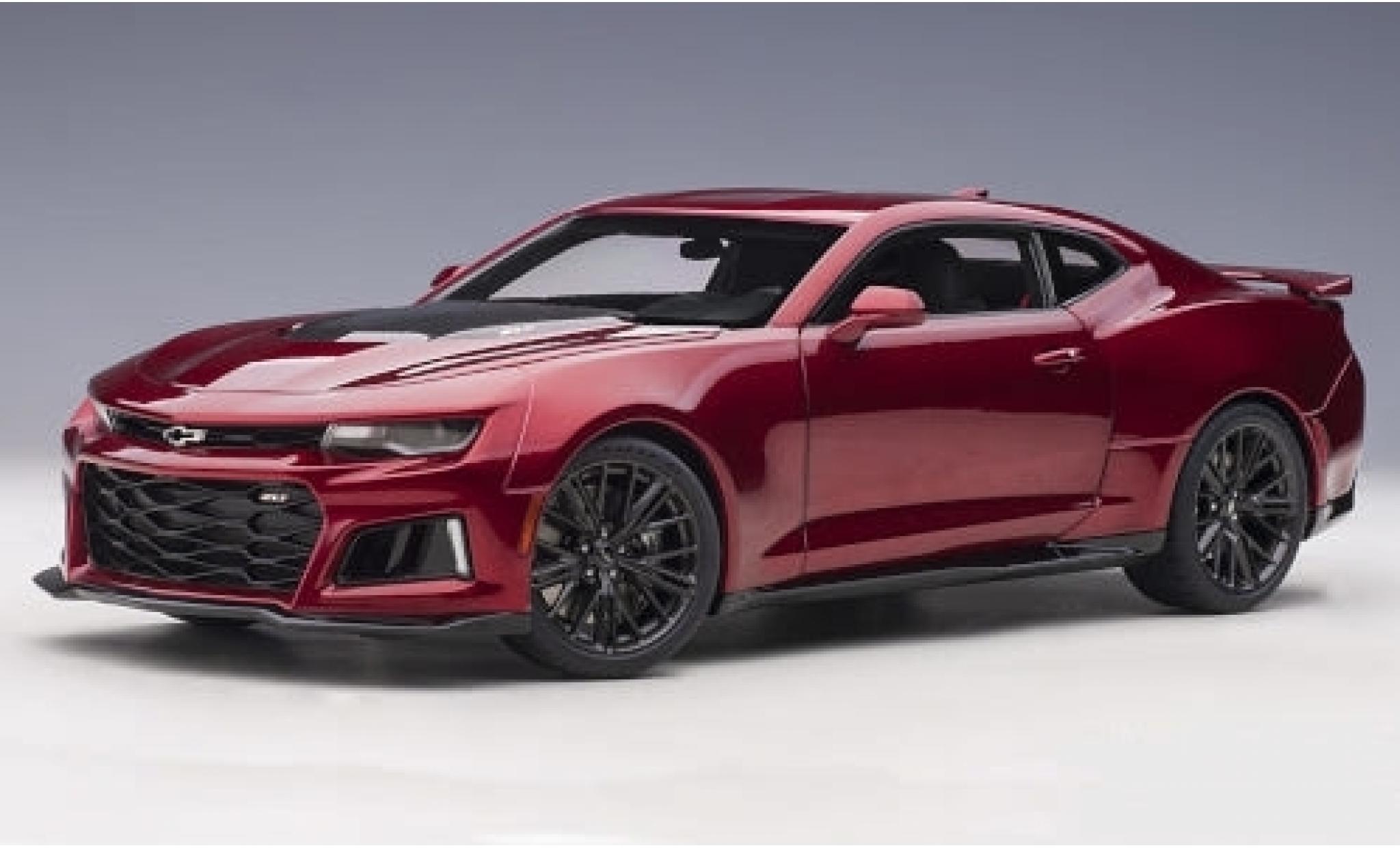 Chevrolet Camaro 1/18 AUTOart ZL1 metallico rosso/carbon 2017 modellino in miniatura
