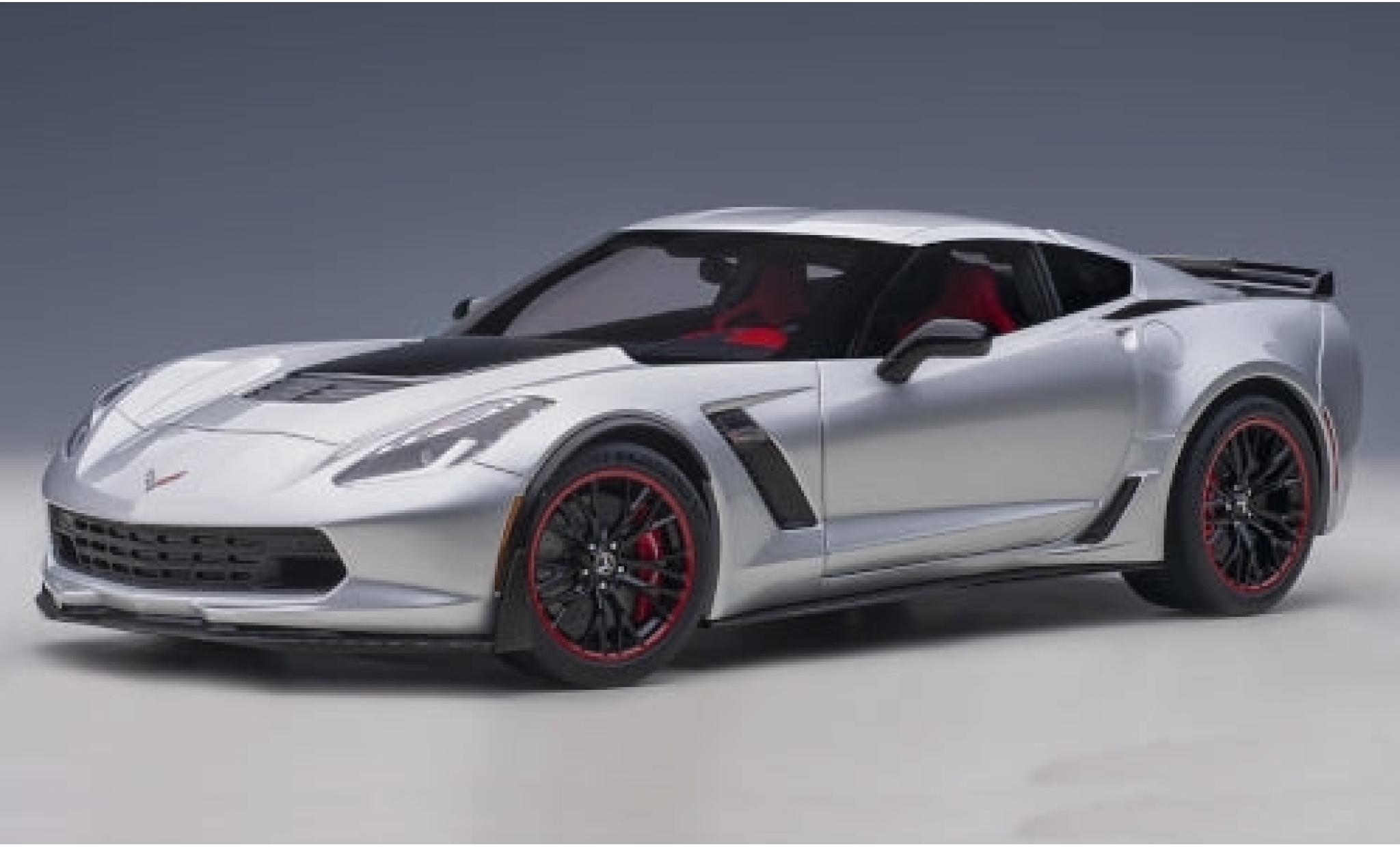 Chevrolet Corvette 1/18 AUTOart (C7) Z06 grigio/matt-nero 2014 modellino in miniatura
