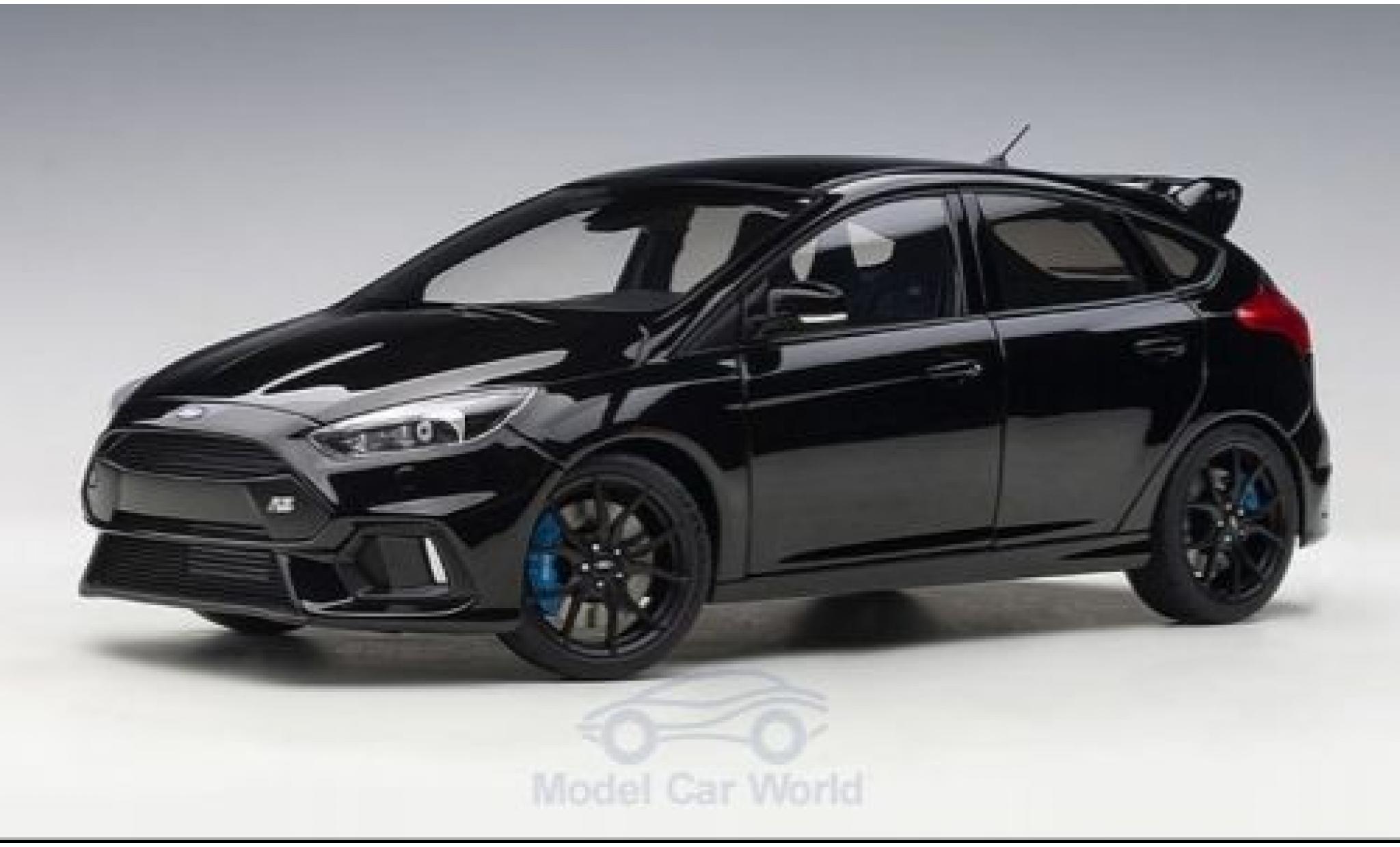 Ford Focus 1/18 AUTOart MKIII RS nero 2016 modellino in miniatura
