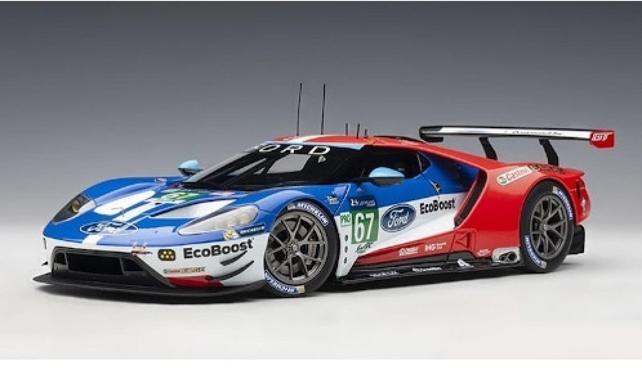 Ford GT 1/18 AUTOart No.67 Chip Ganassi Team UK 24h Le Mans 2017 H.Tincknell/A.Priaulx/L.F.Derani modellino in miniatura