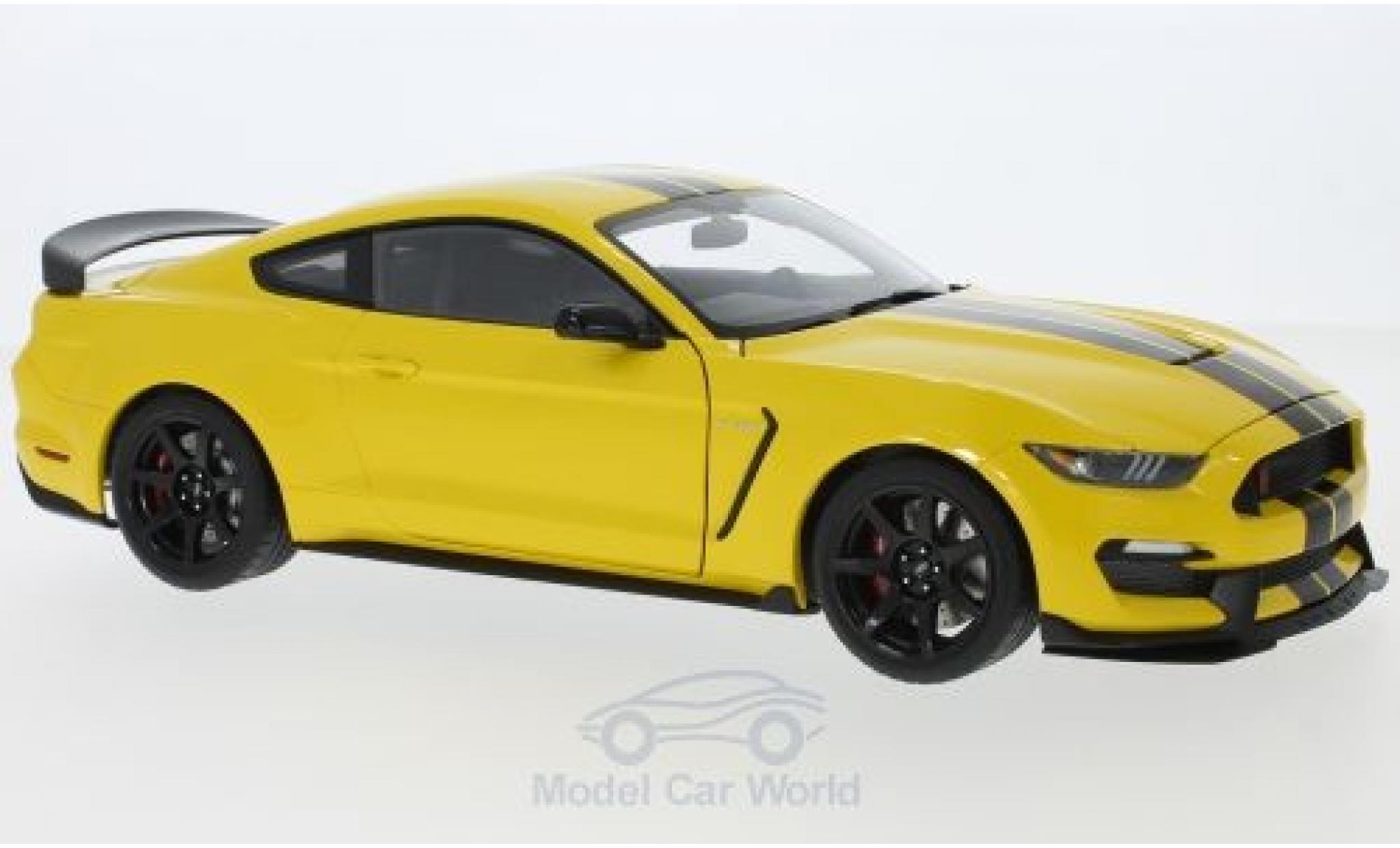 Ford Mustang 1/18 AUTOart Shelby GT-350R giallo/nero 2017 modellino in miniatura