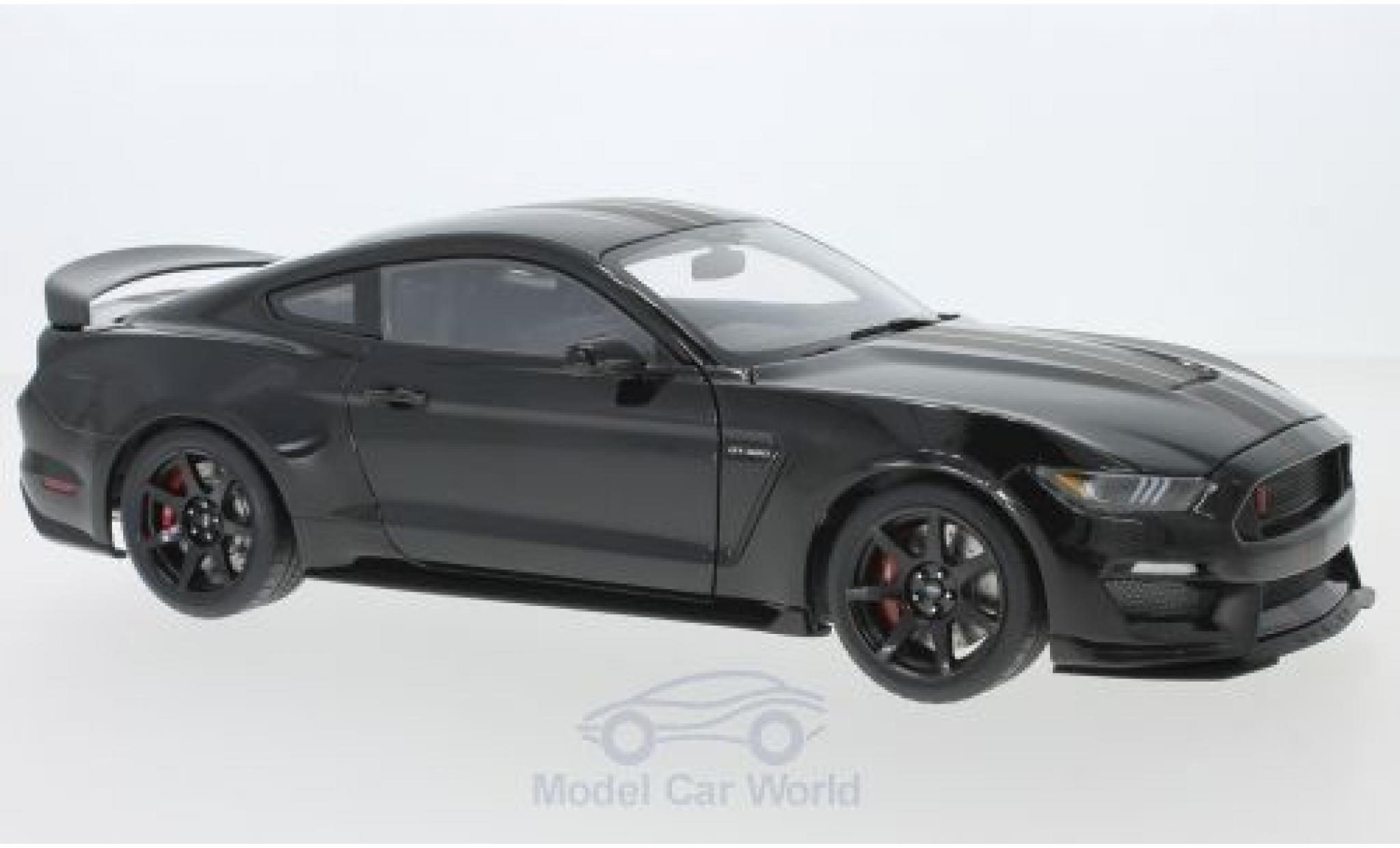 Ford Mustang 1/18 AUTOart Shelby GT-350R nero/matt-nero 2017 modellino in miniatura