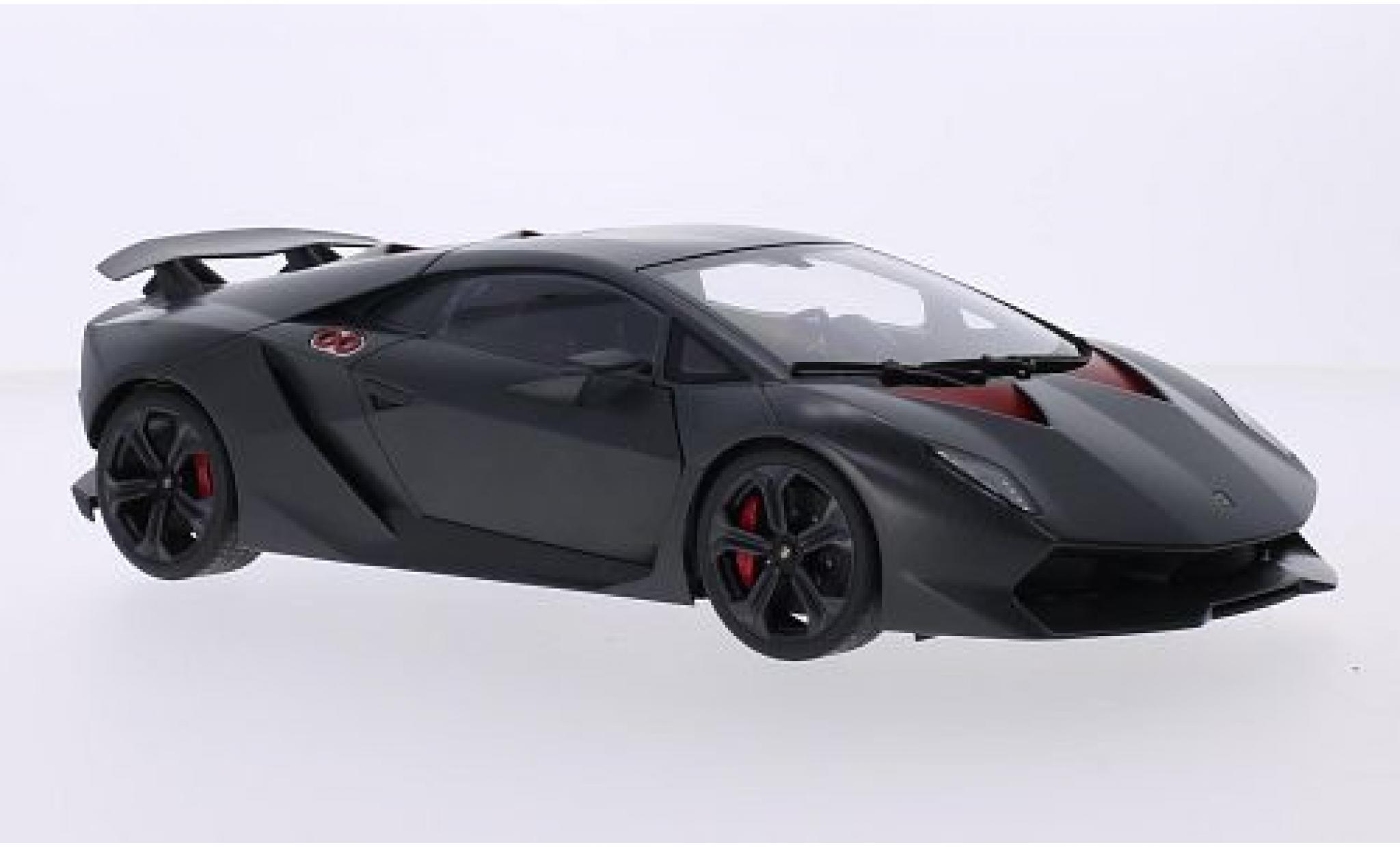 Lamborghini Sesto Elemento 1/18 AUTOart matt-grigio/carbon 2010 modellino in miniatura