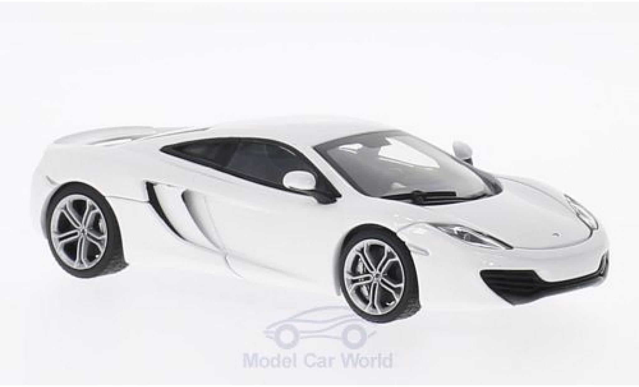 McLaren MP4-12C 1/43 AUTOart bianco 2011 modellino in miniatura