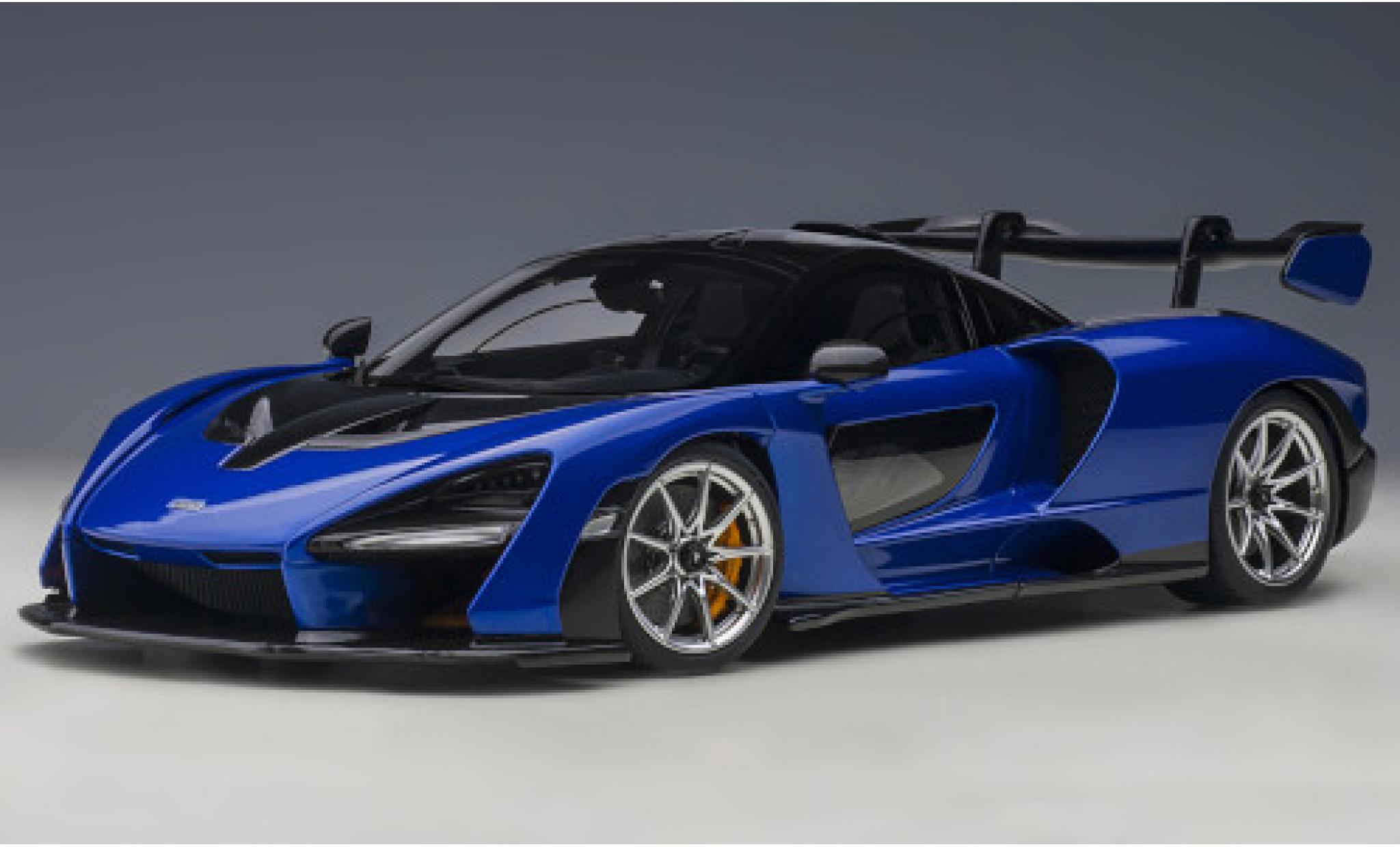 McLaren Senna 1/18 AUTOart blu/nero 2018 modellino in miniatura