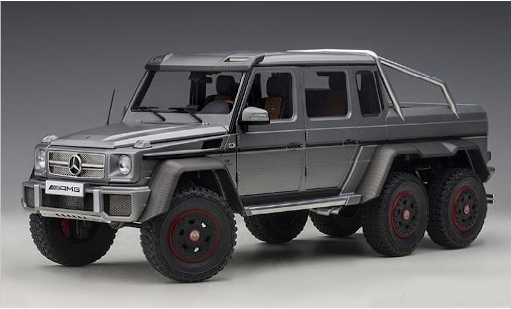 Mercedes Classe G 1/18 AUTOart G63 AMG 6x6 matt-grigio 2013 modellino in miniatura